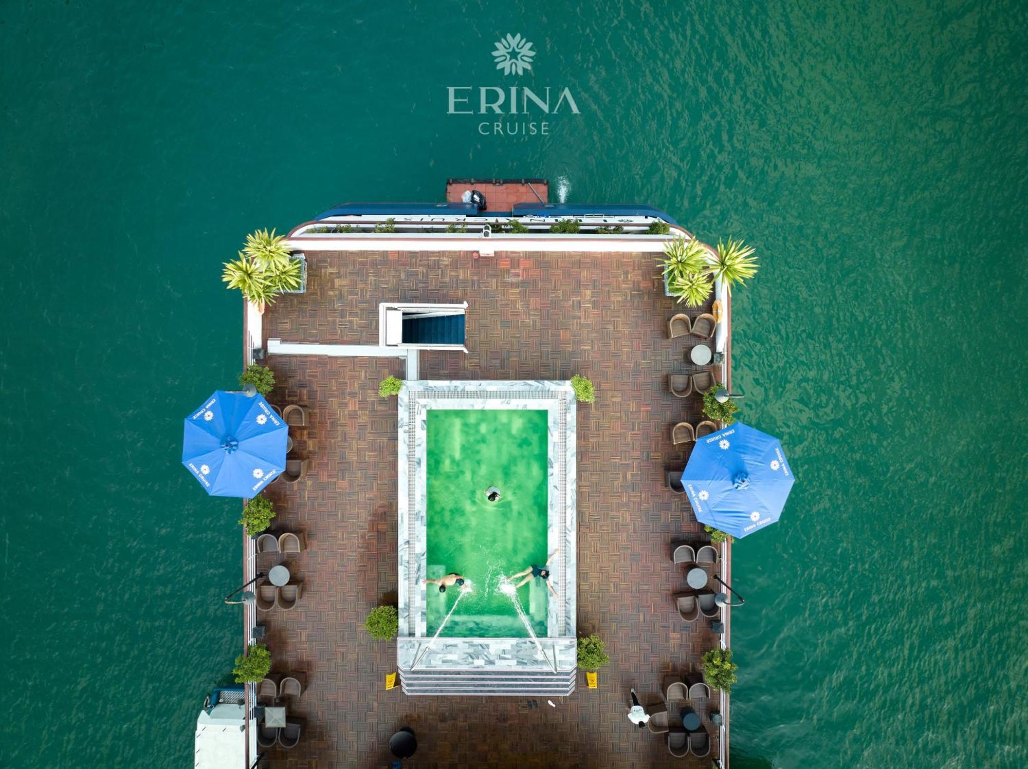  Rosa Cruise Ha Long