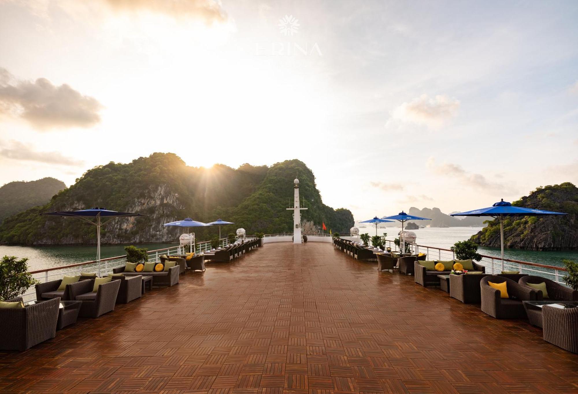  Rosa Cruise Hạ Long