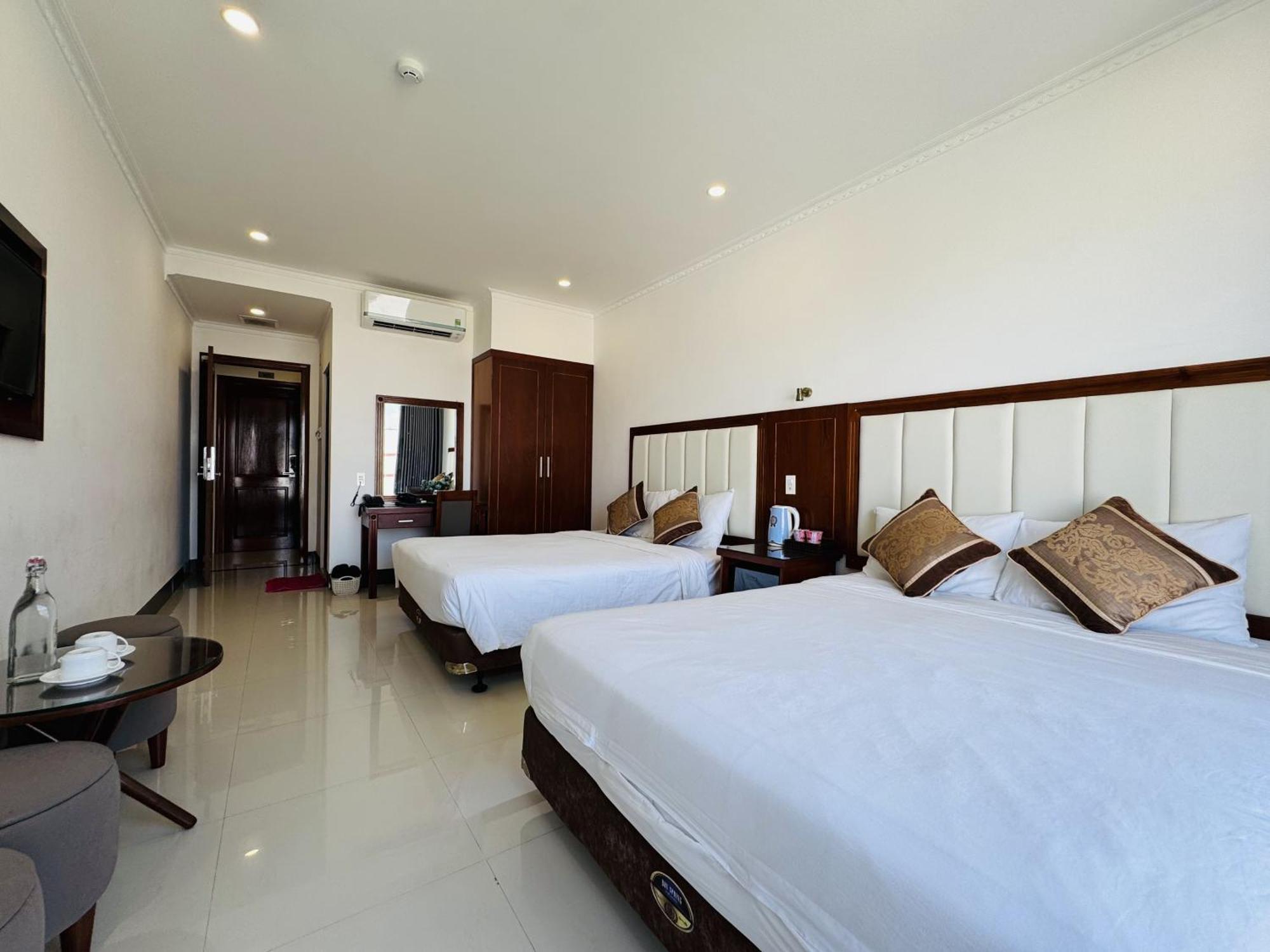 Ninh Chu Khách sạn