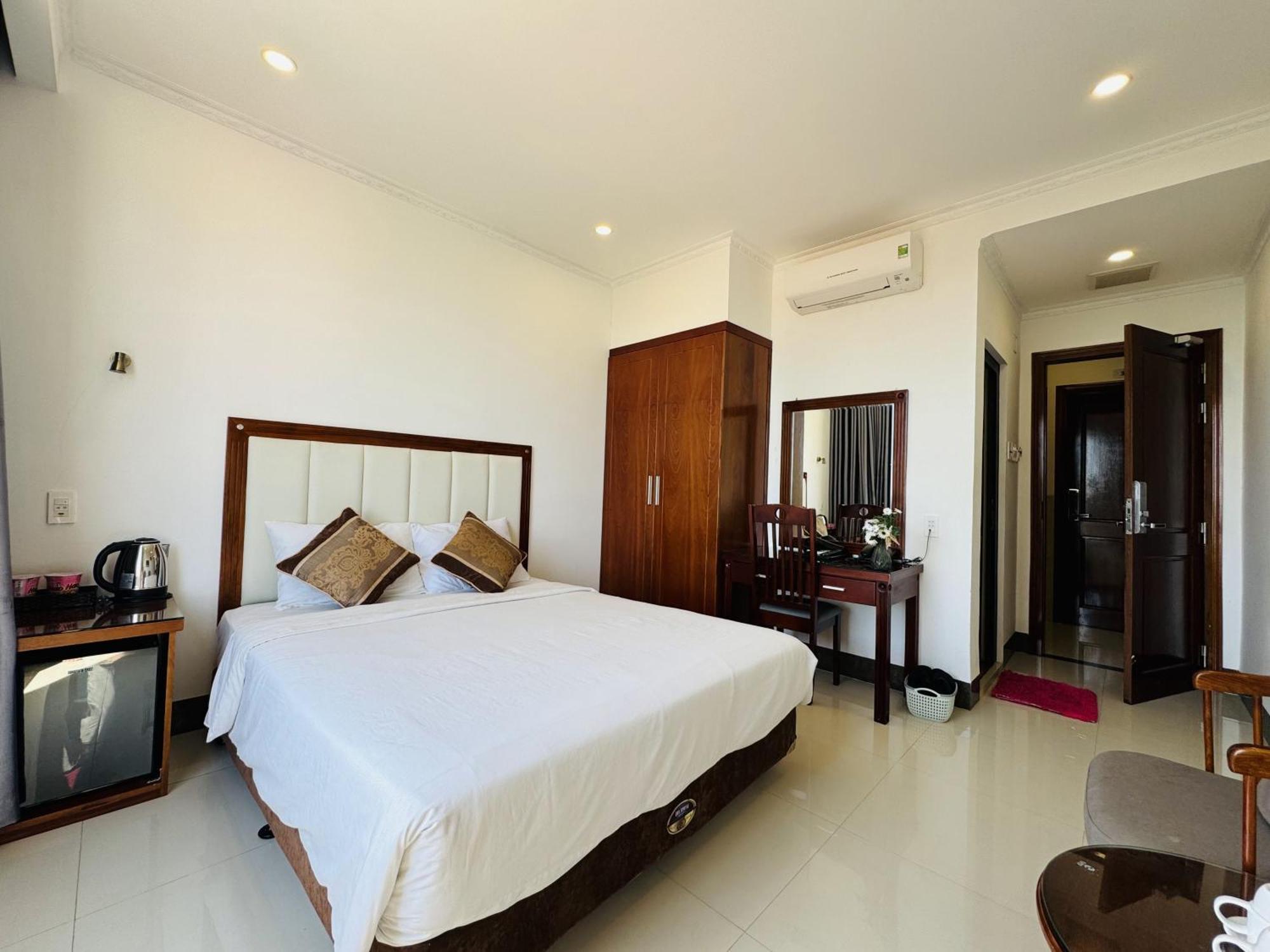 Khách sạn Ninh Chu