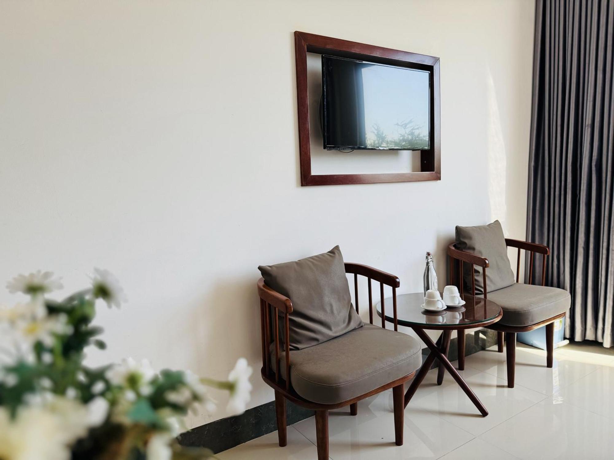 Ninh Chu Khách sạn