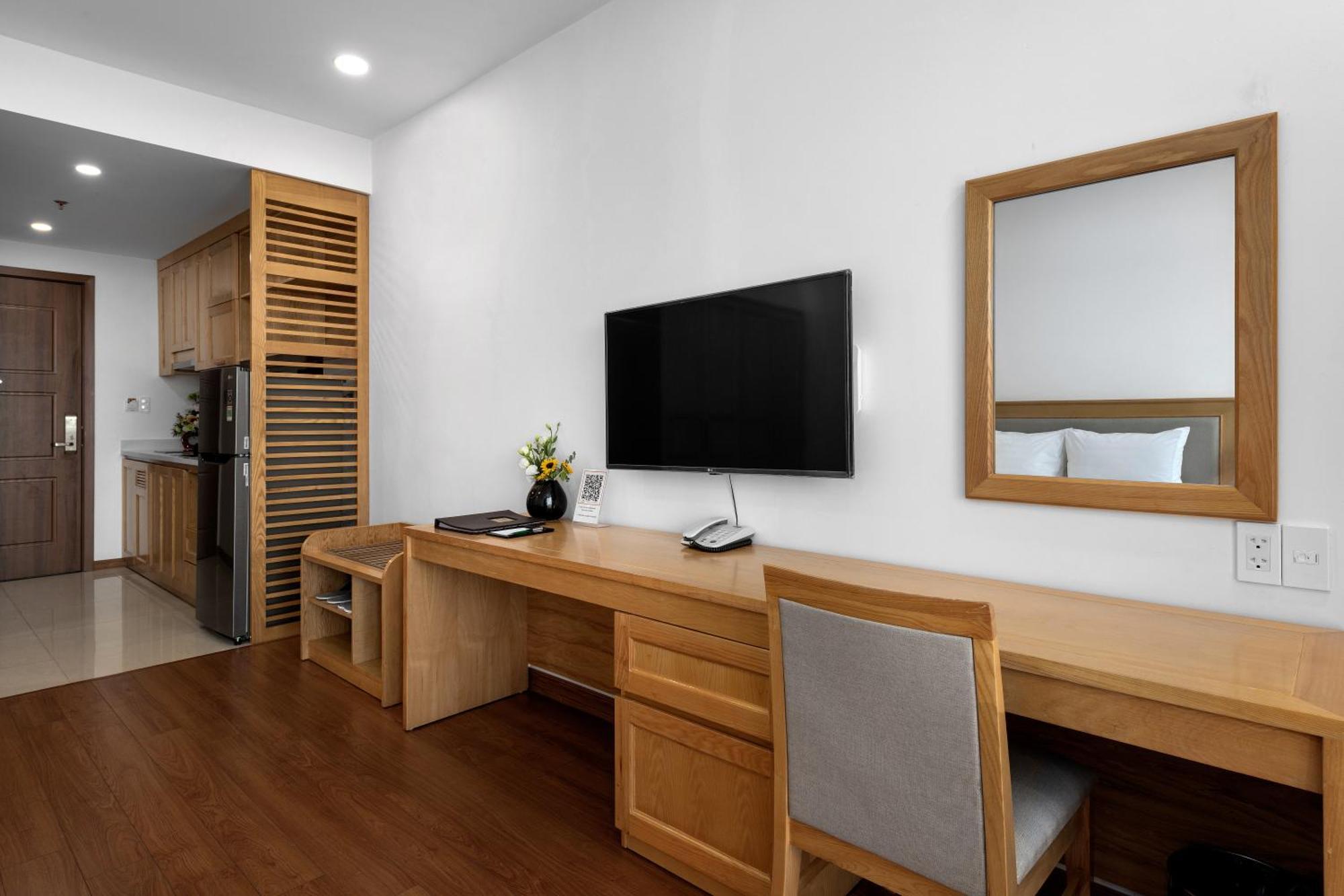 Sunflower International Village Aparthotel