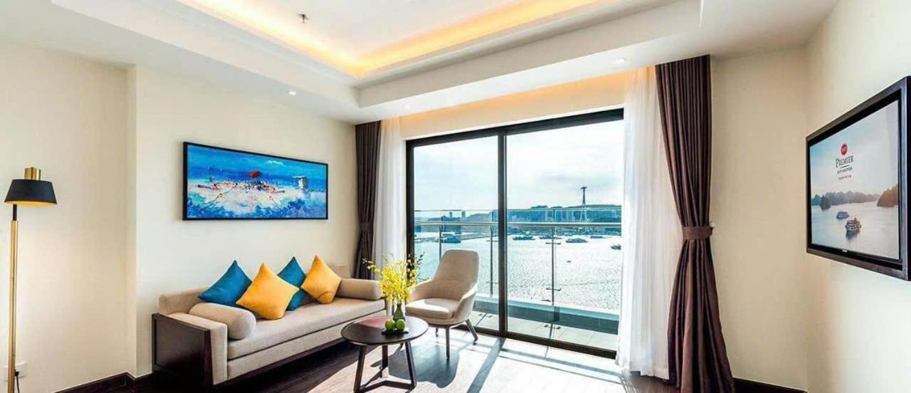 The 1108 Sapphire Apartment