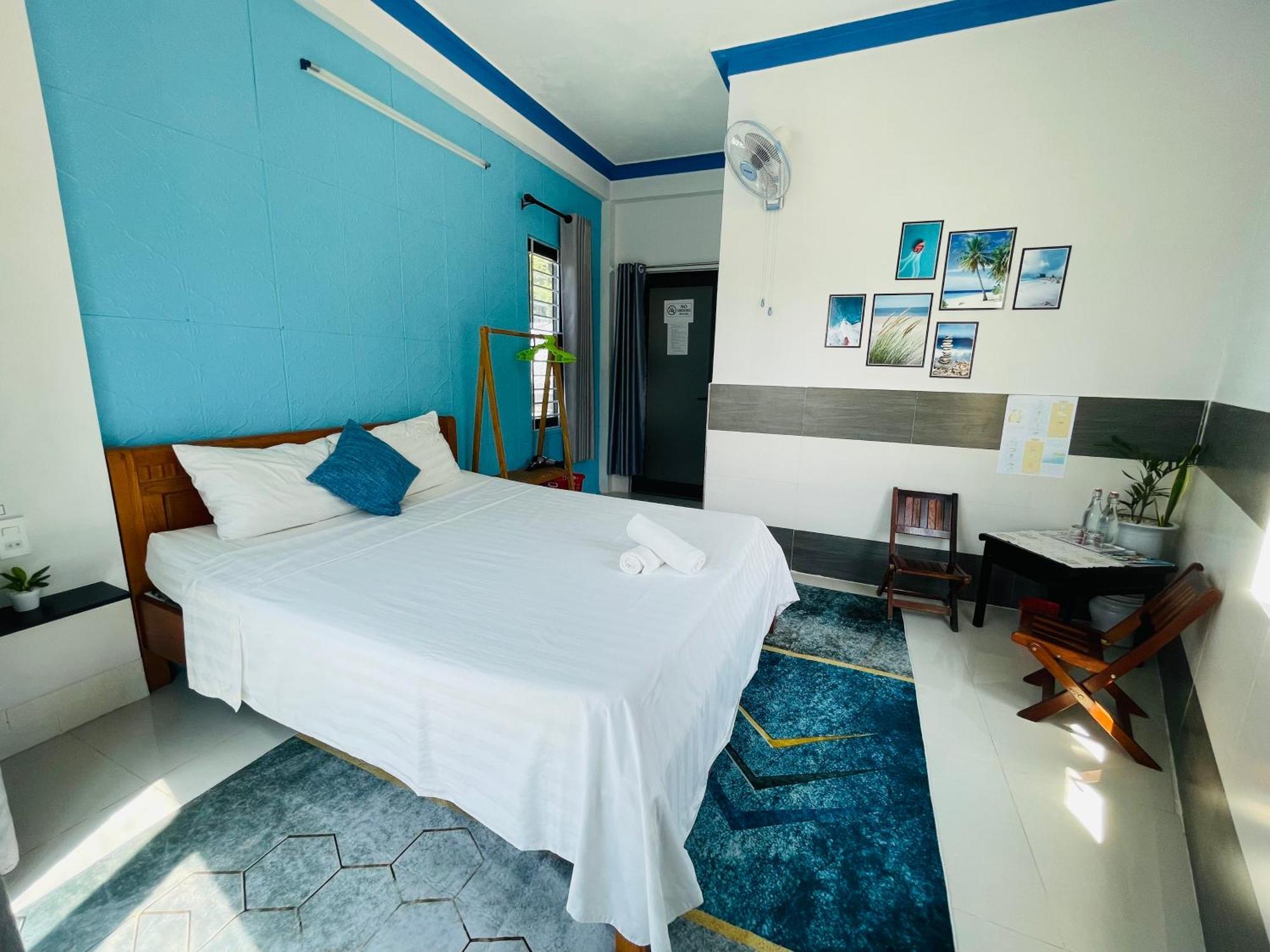 Monkeyland Cham Island Homestay