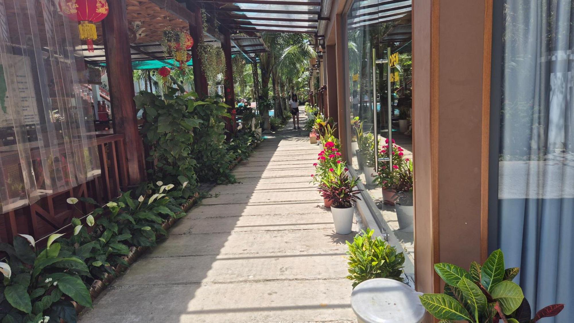 Valentina & 3* Phu Quoc