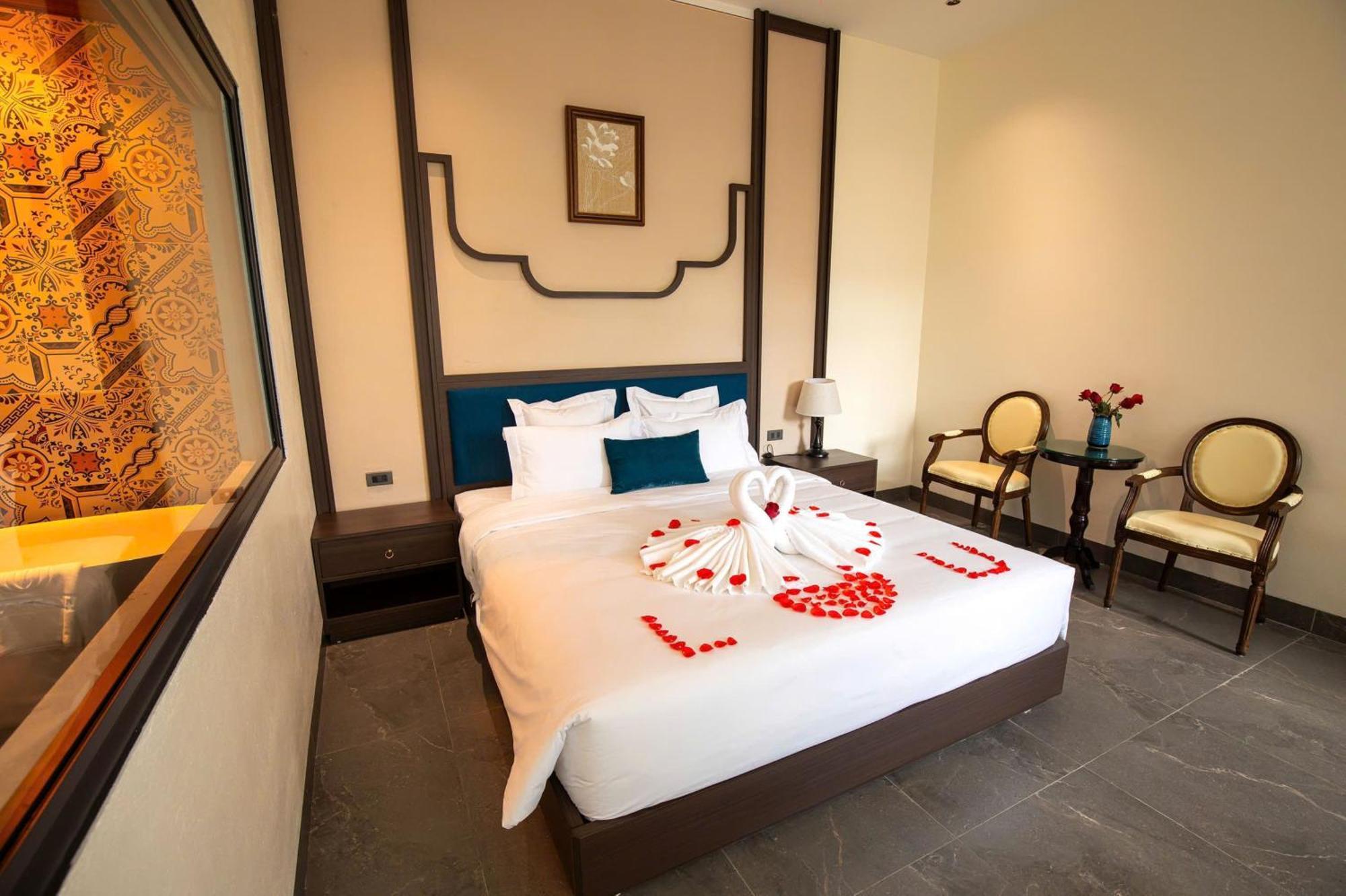 Tam Coc Center Luxury & Hotel 3*