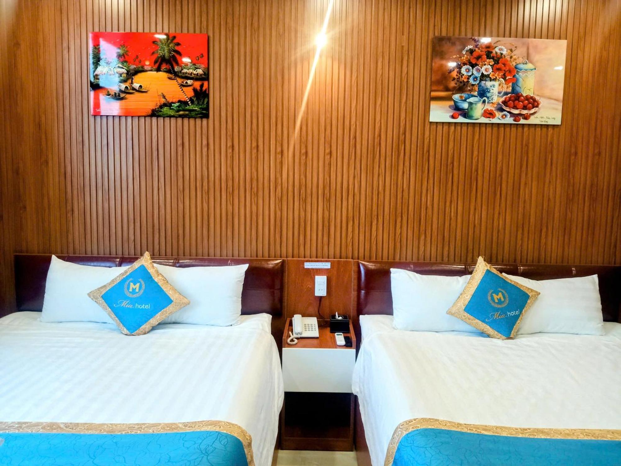 Aparthotel Mia *