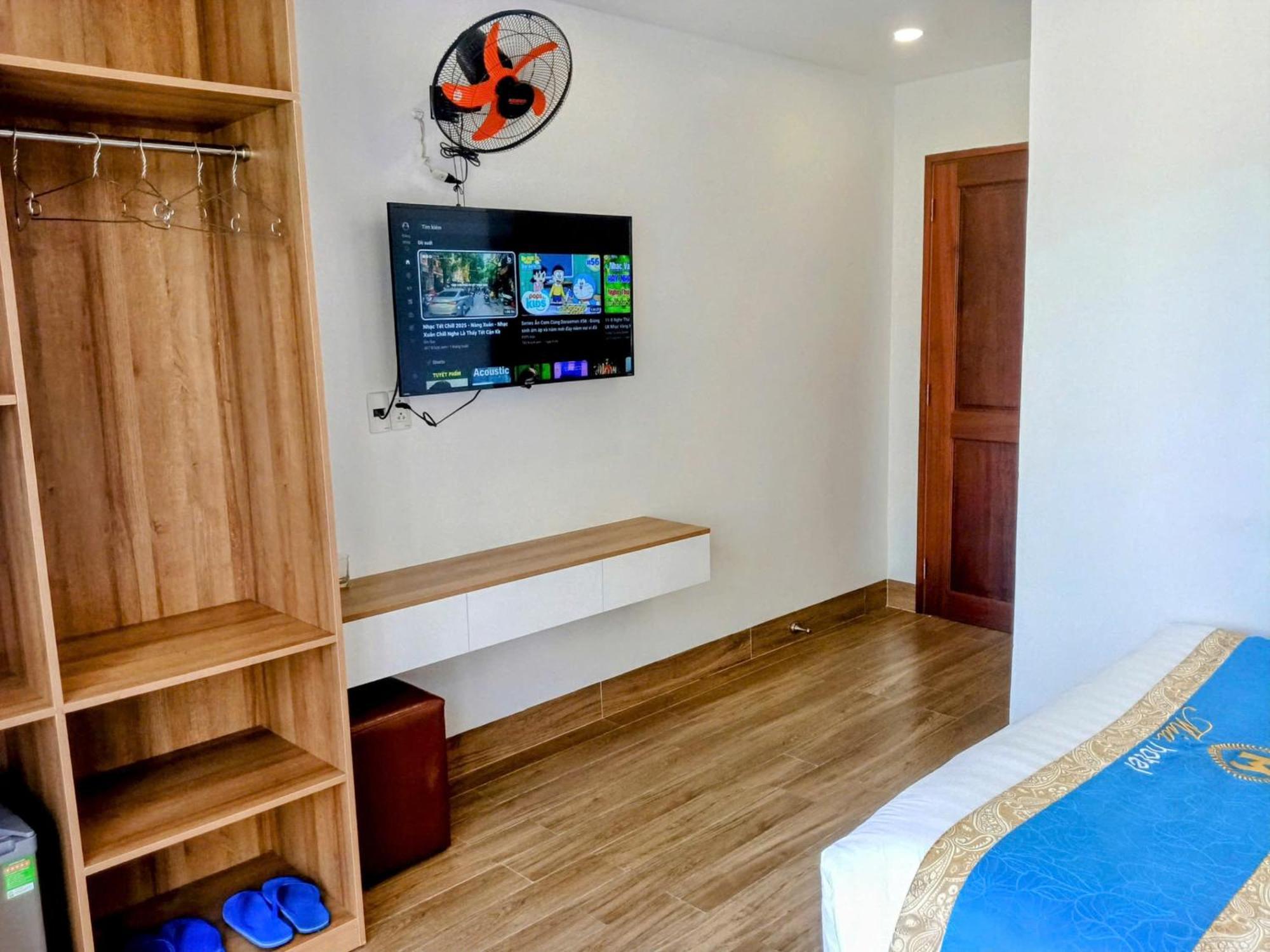 Mia Aparthotel