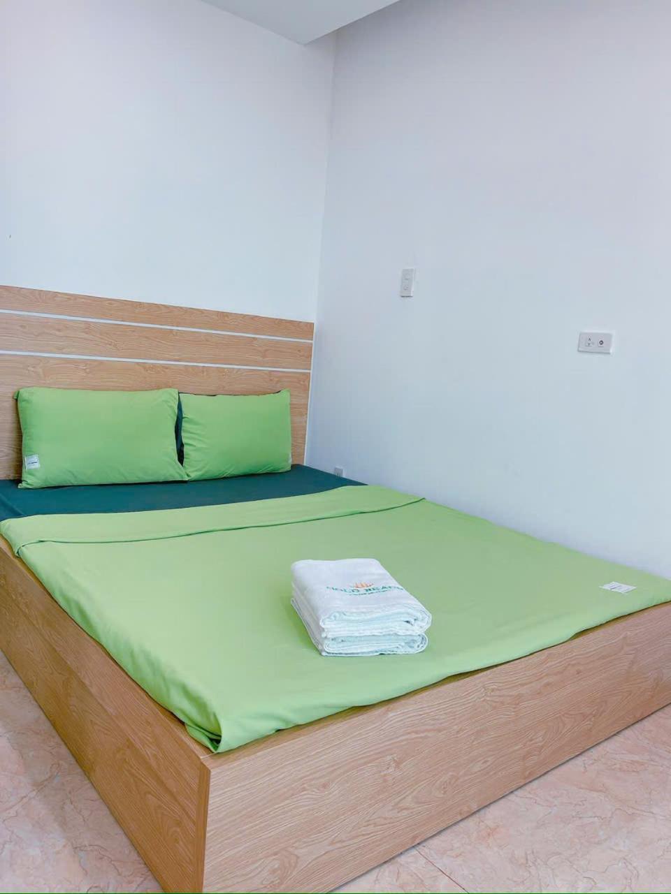 Pearl Apartment *