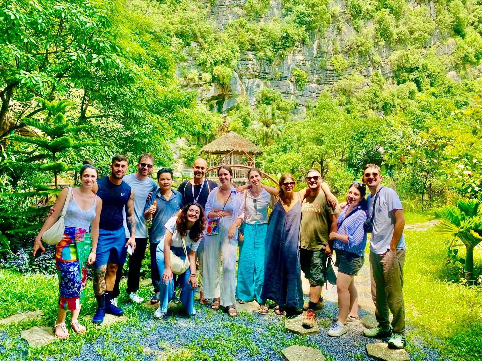 Homestay Valley - Thung Lung Xanh