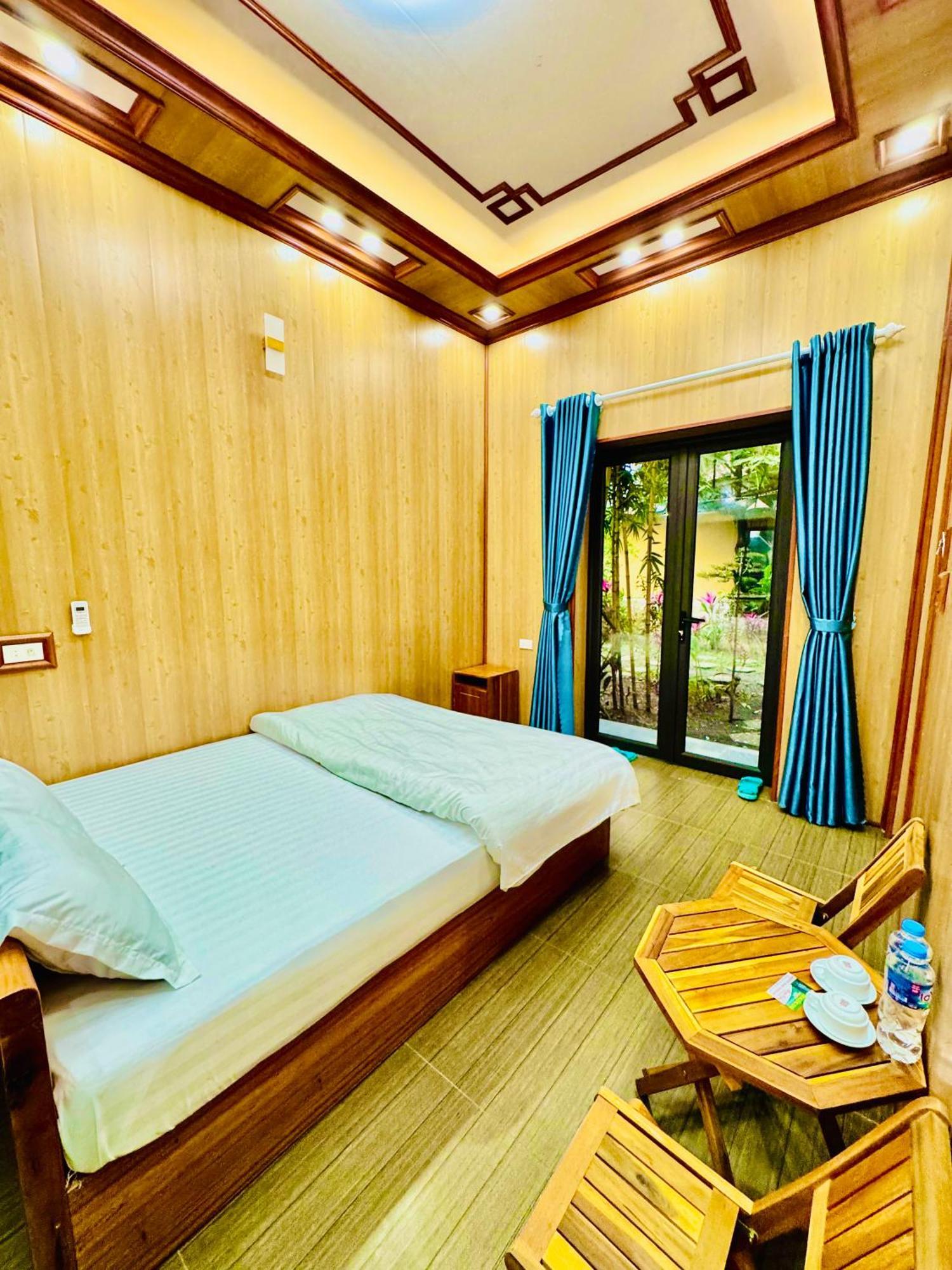 Homestay Valley - Thung Lung Xanh *