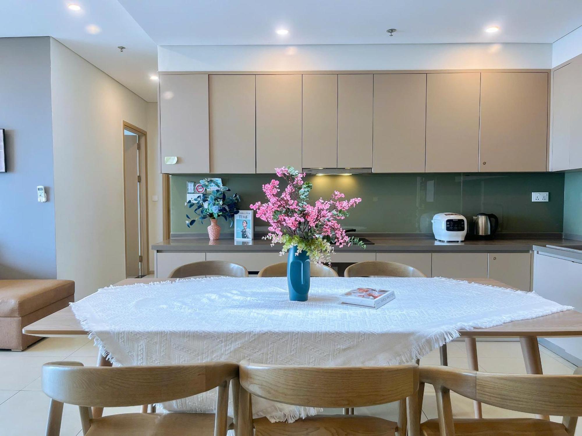 Galaxy The Song Apartment *