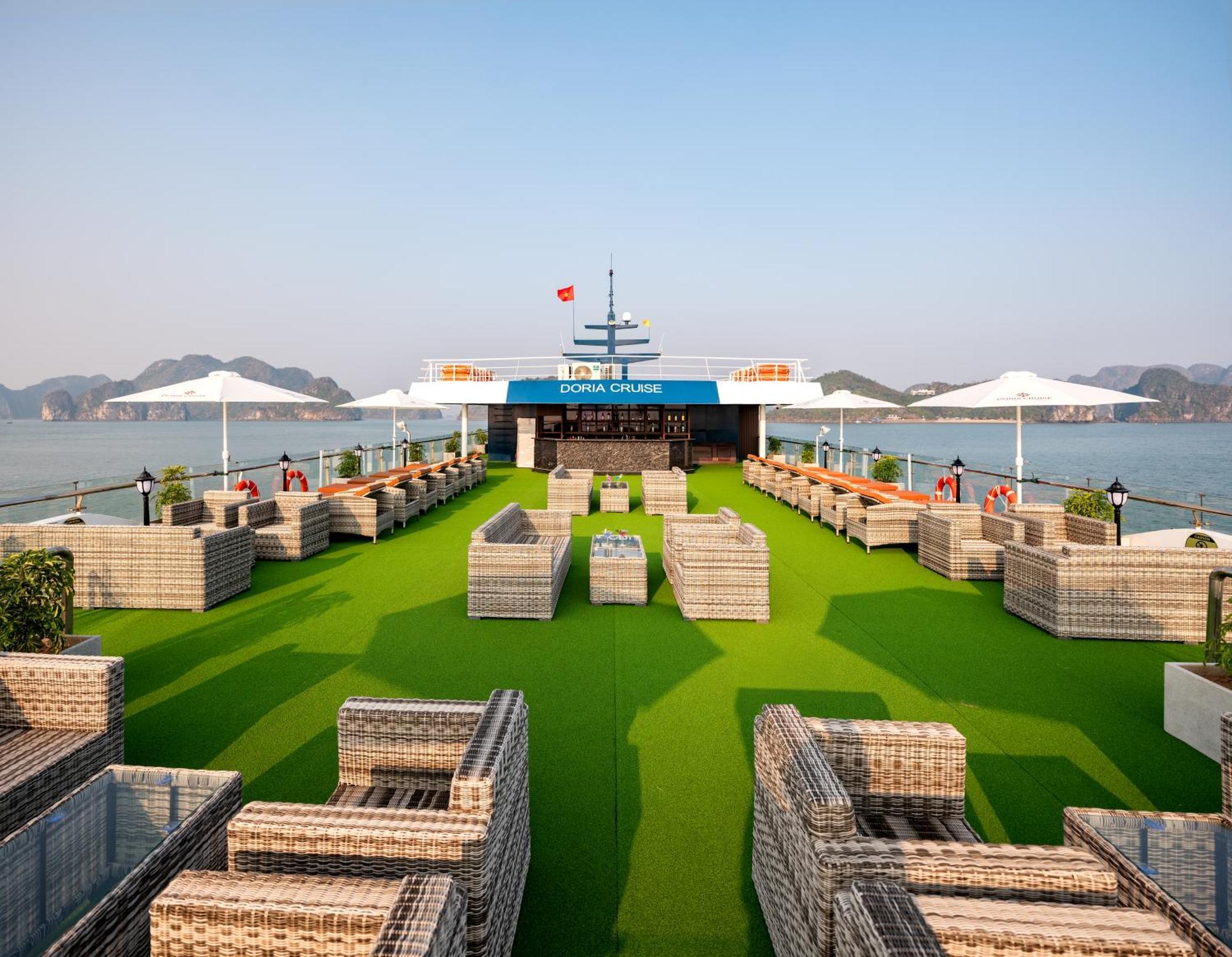 M'gloria Cruise By Hag Ha Long
