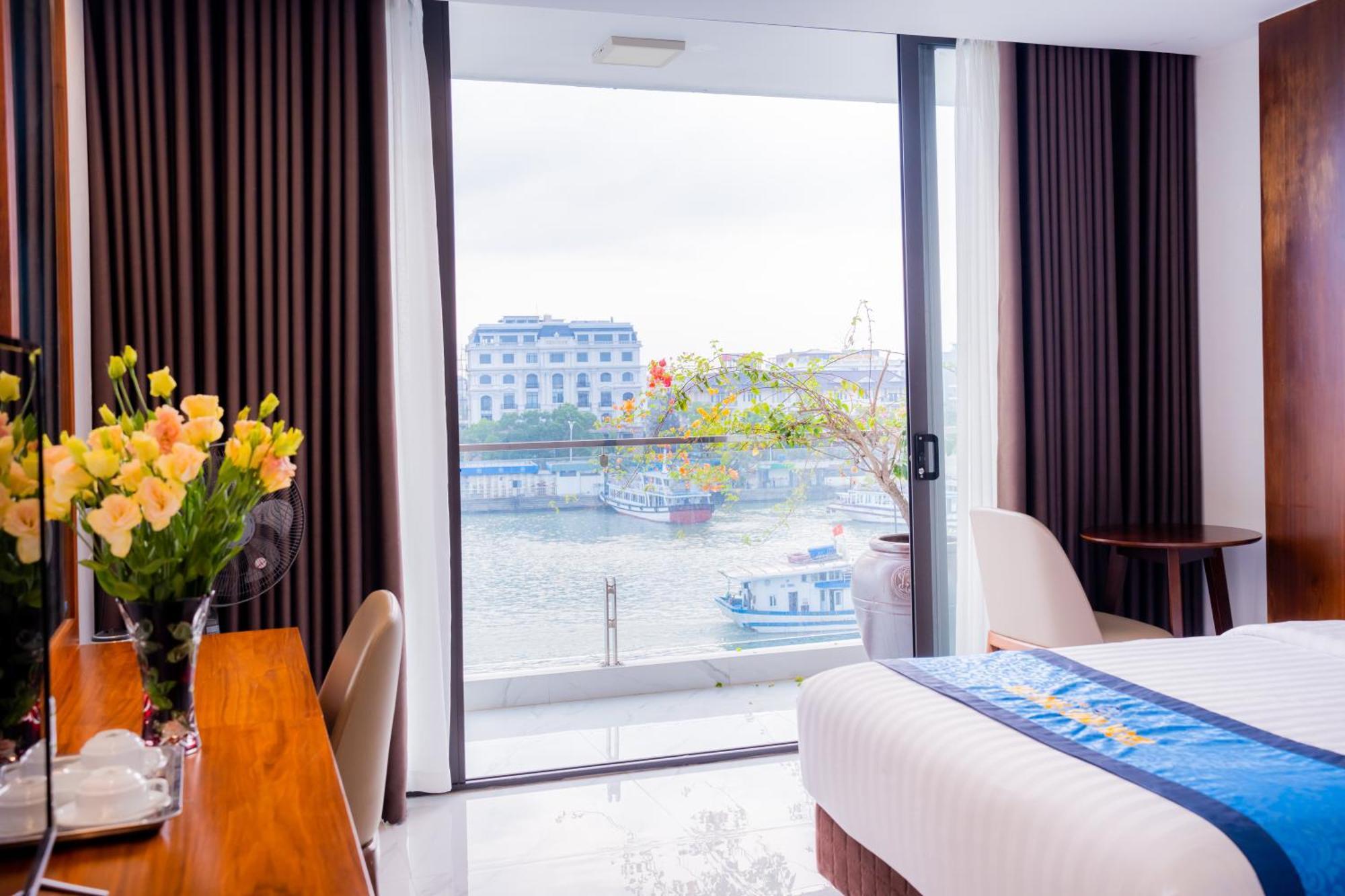 Hotel Land Ha Long