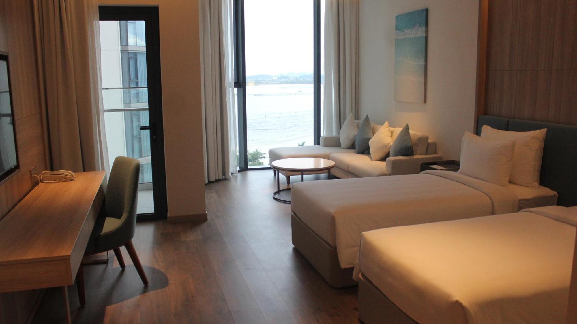 Hotel A La Carte Bay Managed By Taseco Ha Long