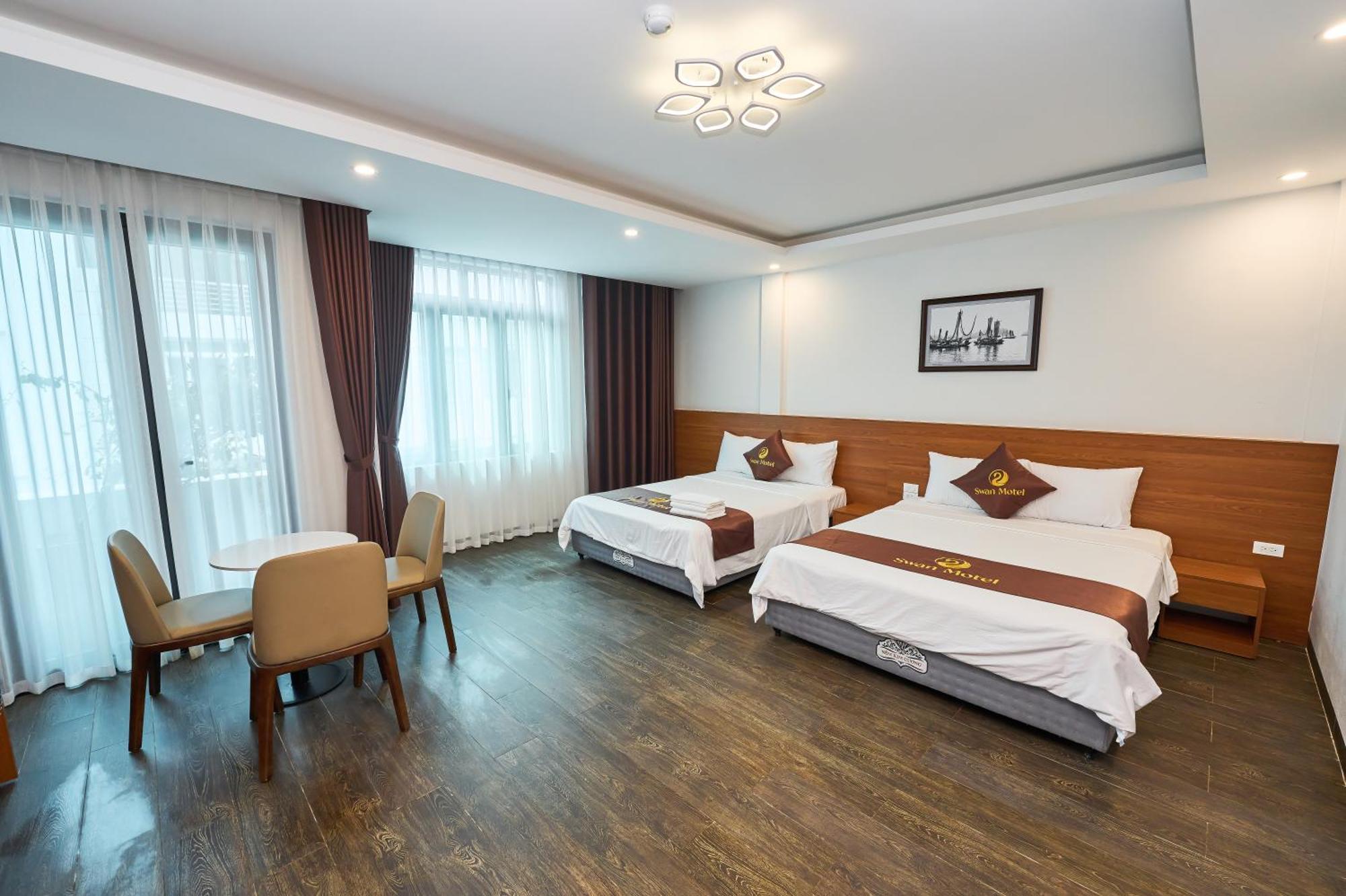 Hotel Swan *