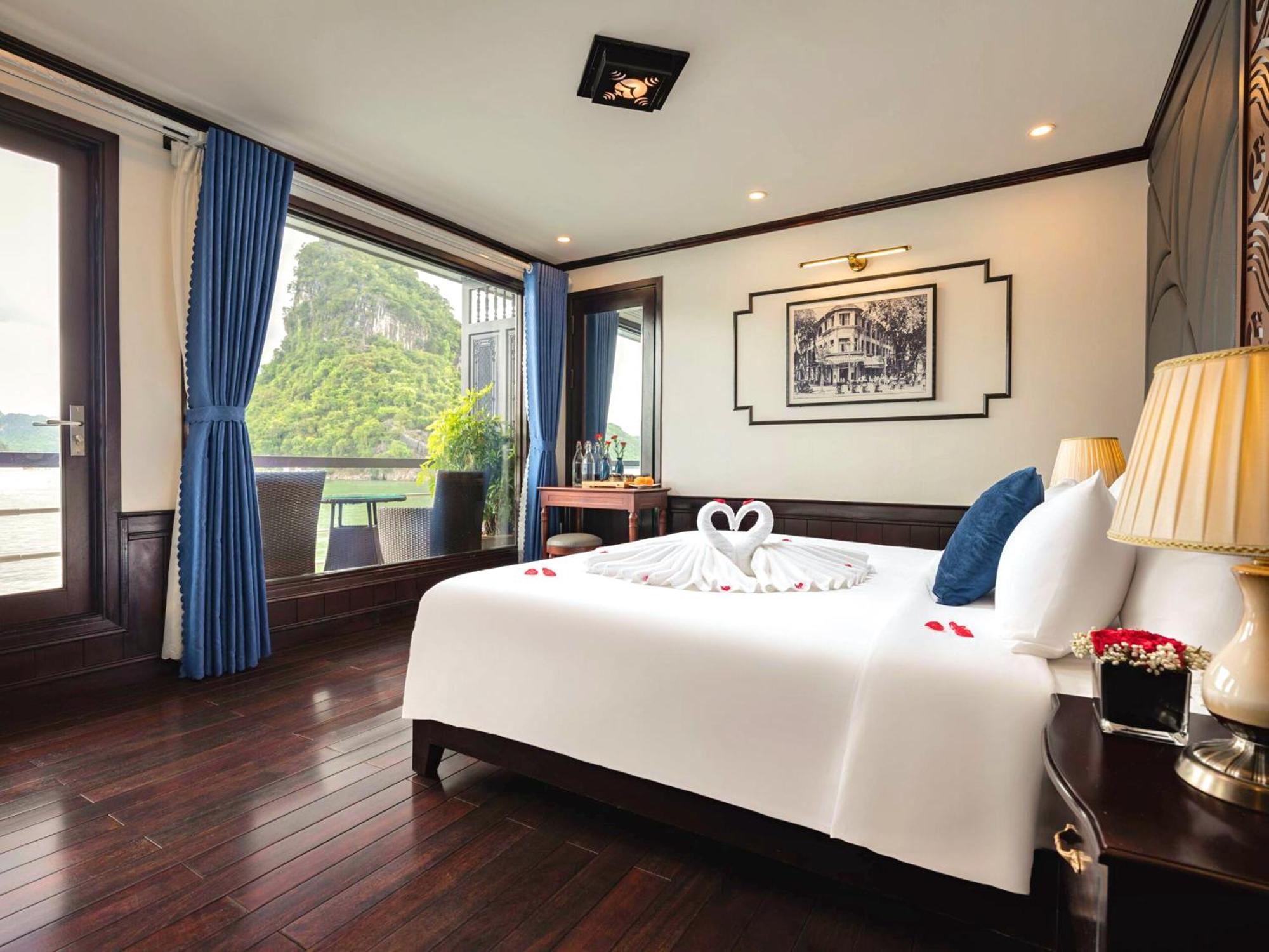 Le Journey Elegance Cruise Ha Long