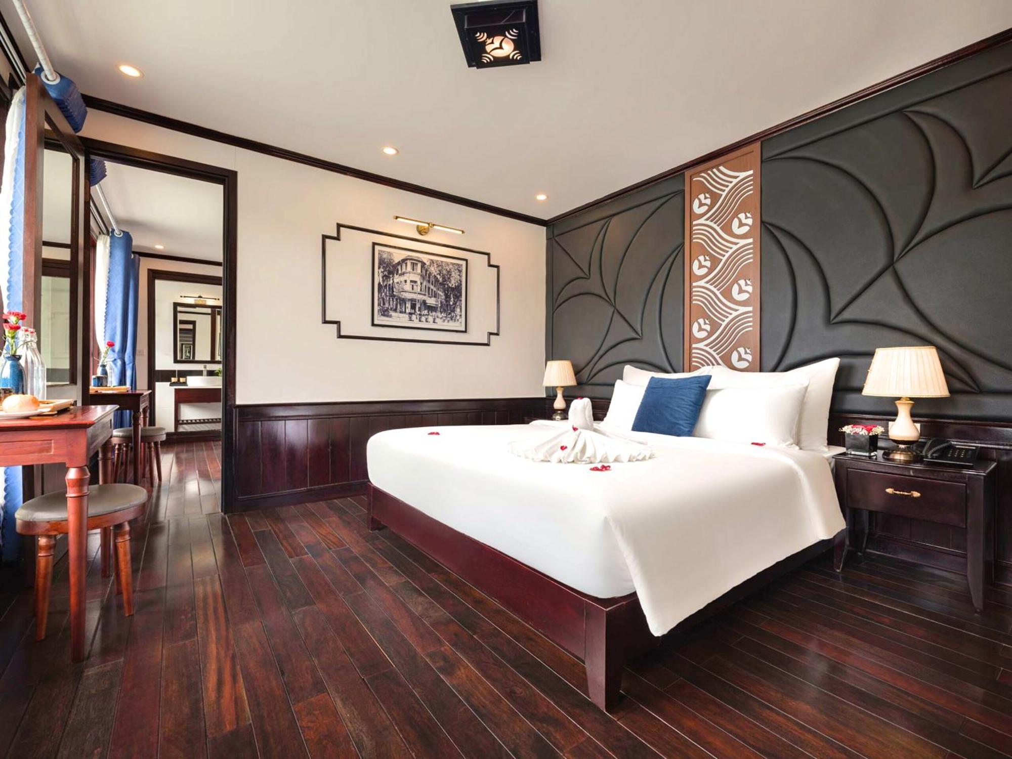 Le Journey Elegance Cruise 5* Ha Long