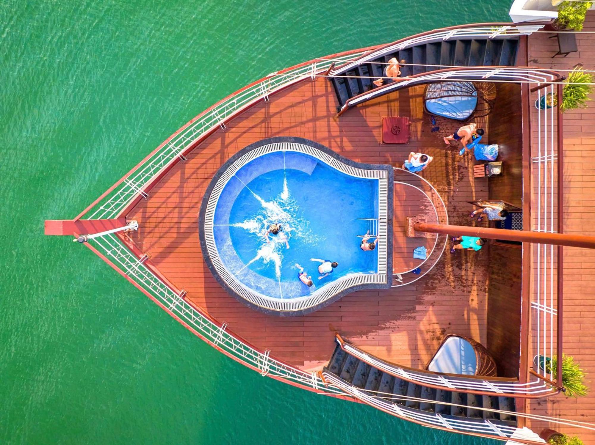 Le Journey Elegance Cruise 