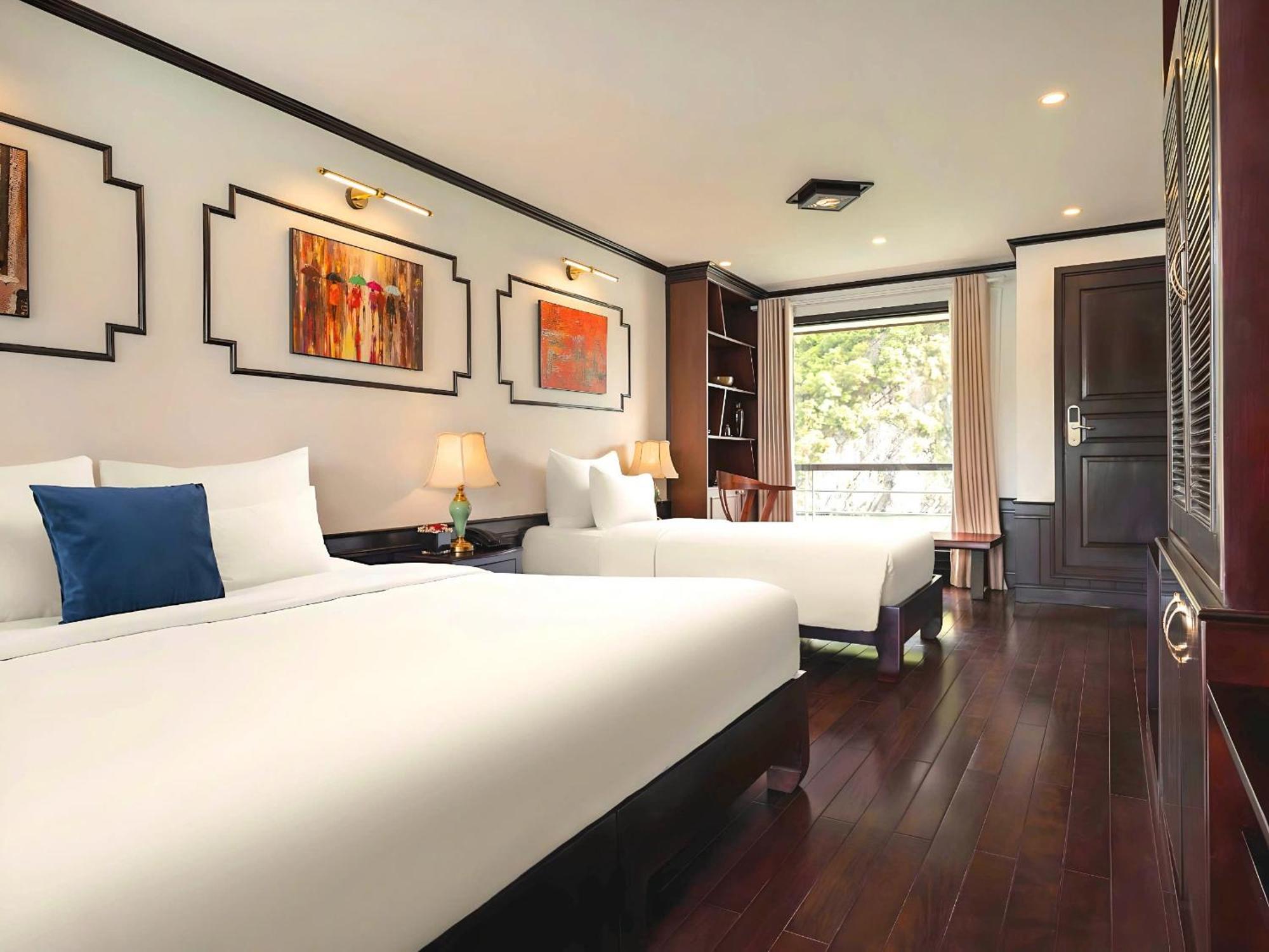  Le Journey Elegance Cruise Ha Long