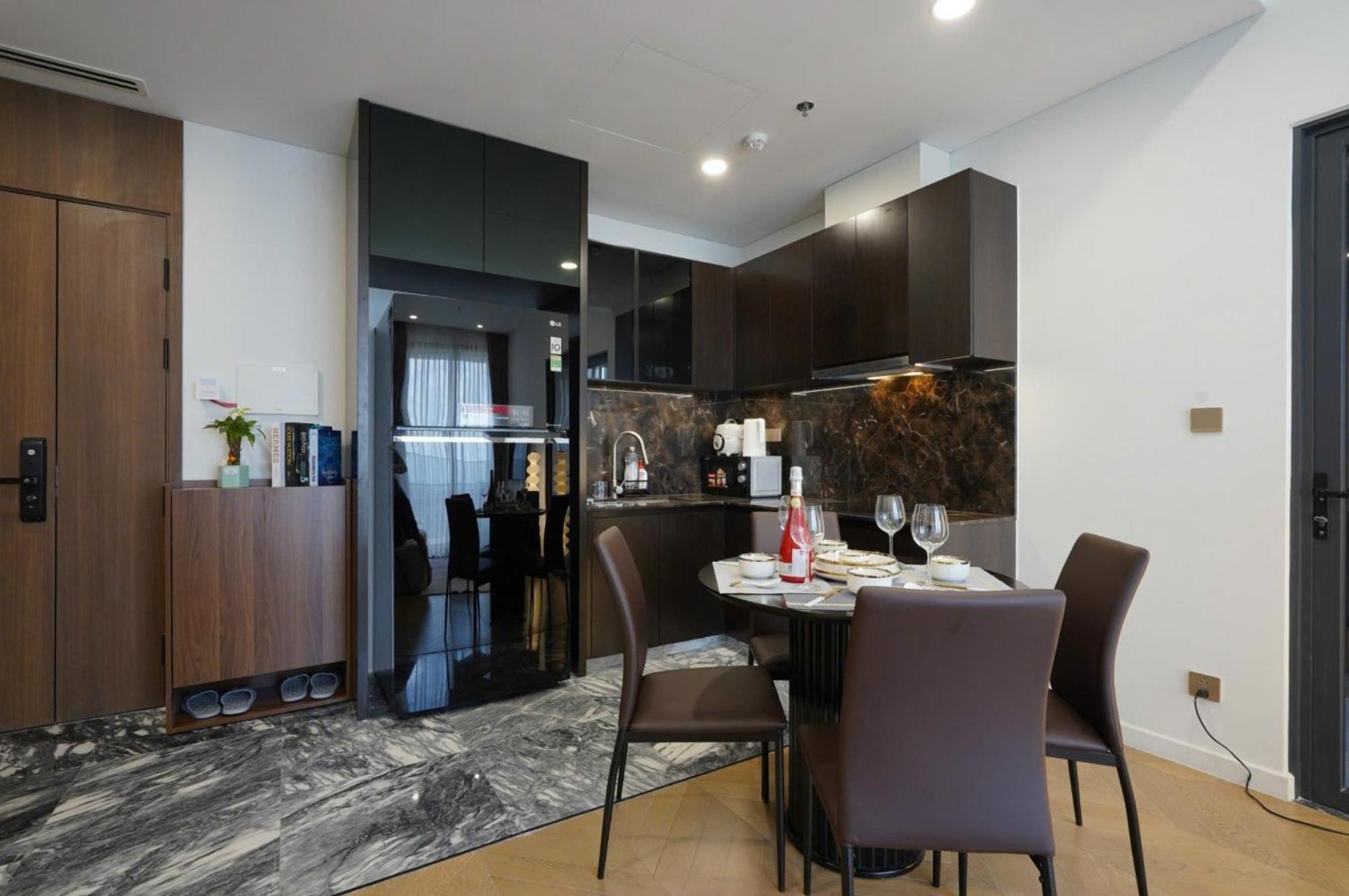 Lumiere Riverside By Aura Luxury Apartment