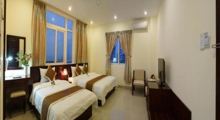 Gia Linh Hotel 3*