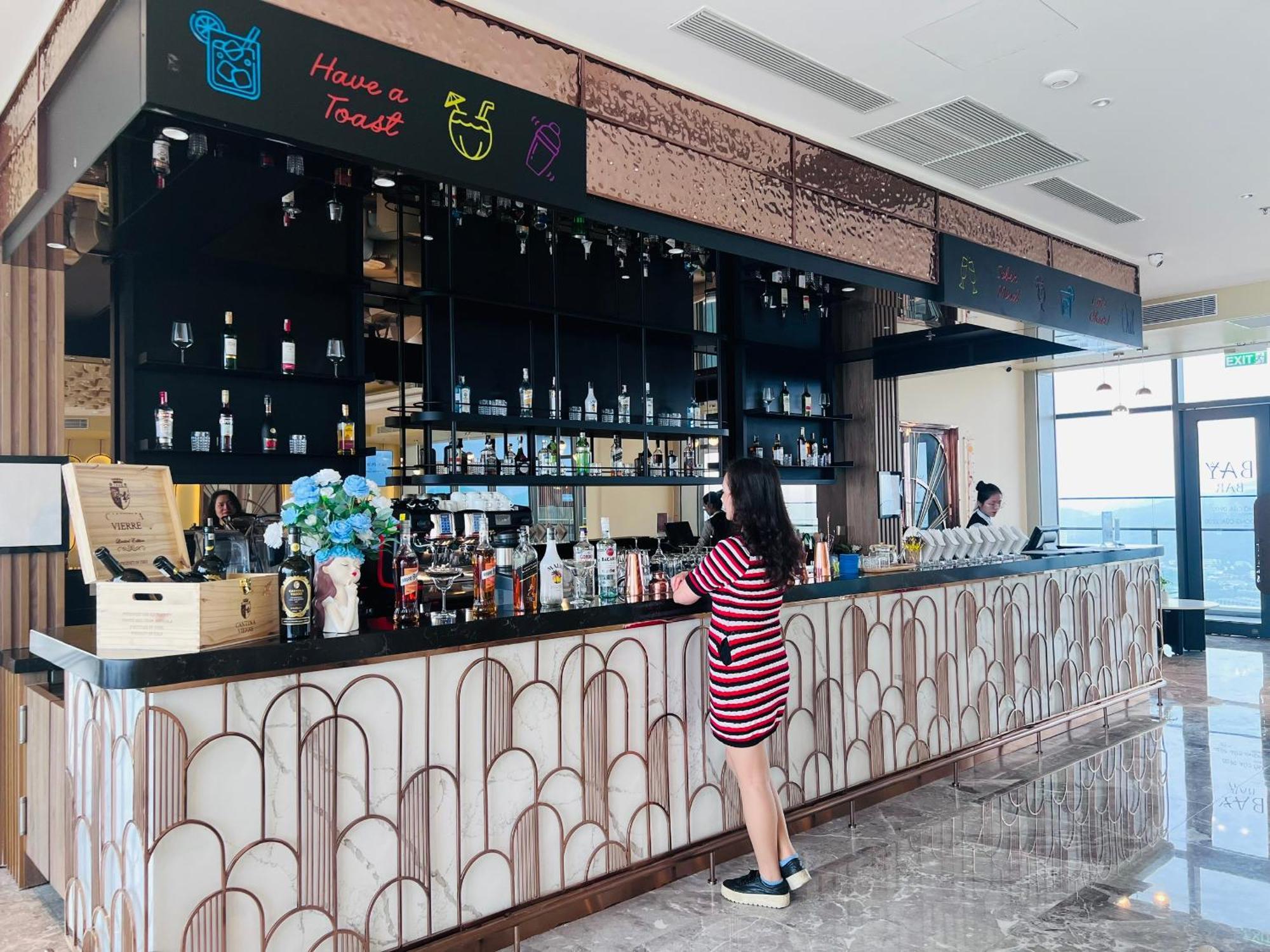 Căn hộ A La Carte Bay - Tang Cao, View Bien Hạ Long