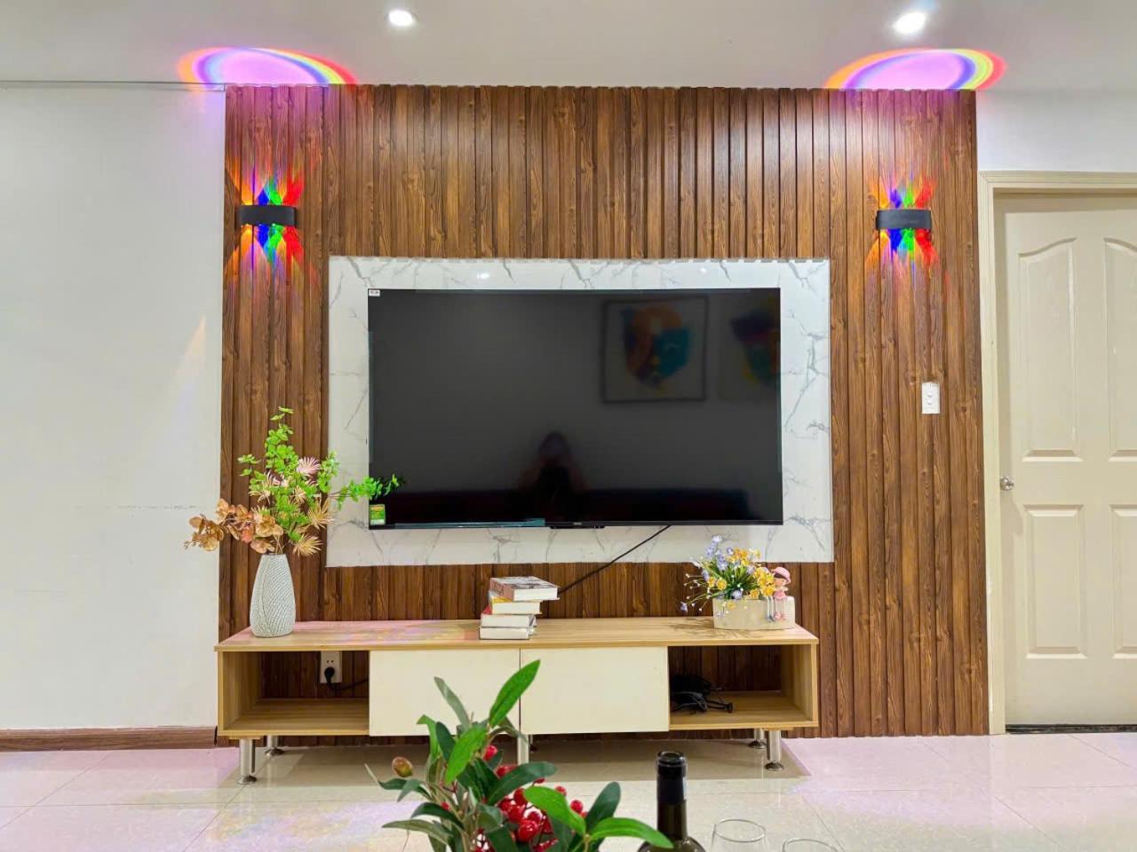 Oasky Son Thinh - Tina Apartment