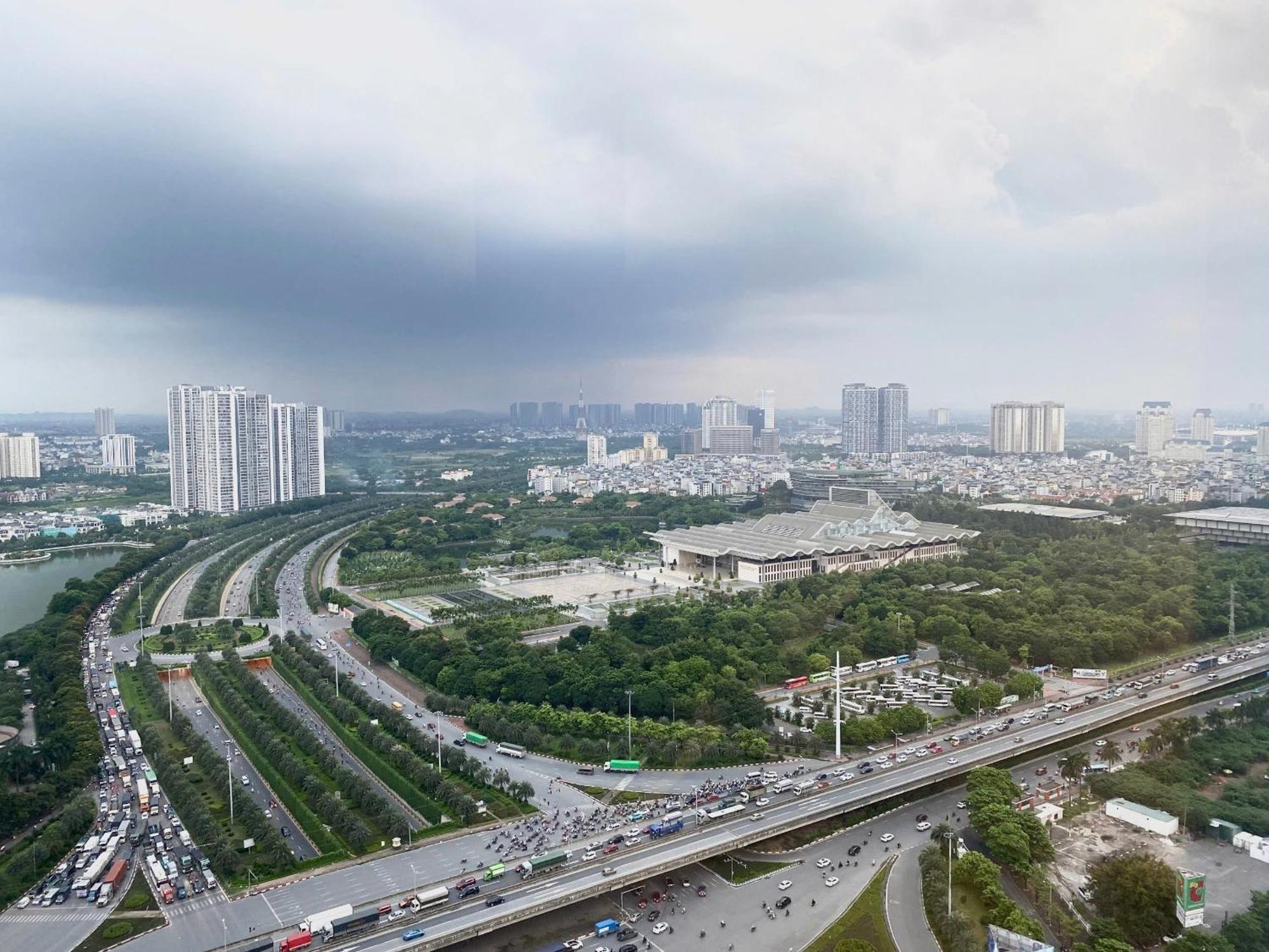 Til - Vinhomes D'capitale Elegance - Tran Duy Hung Apartment