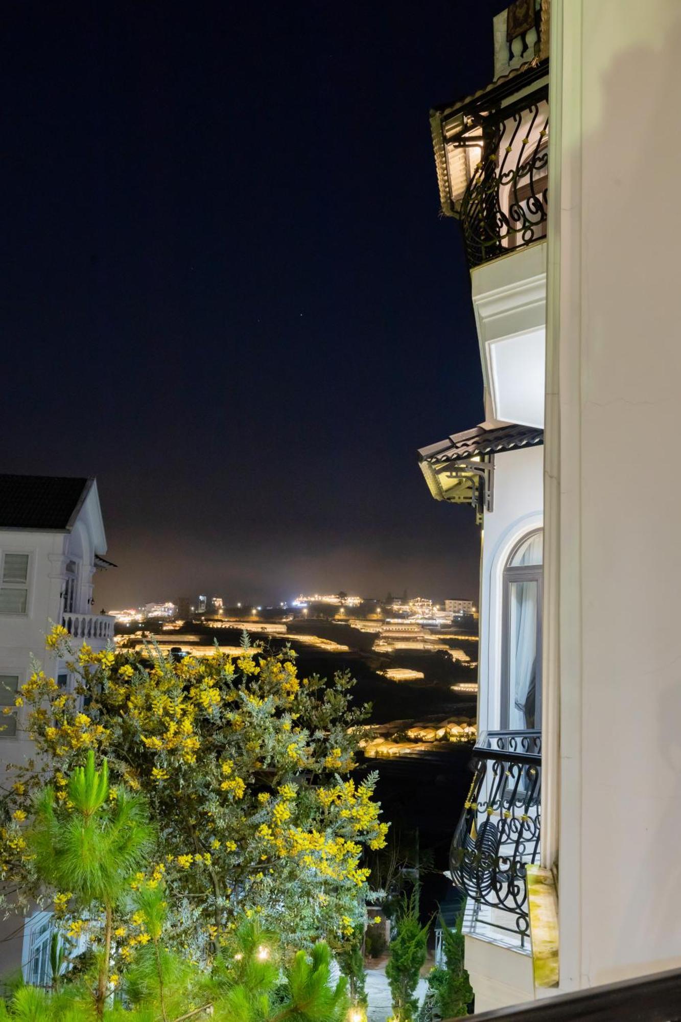 Hotel Adalia With Valeyview - O'tel Da Lat