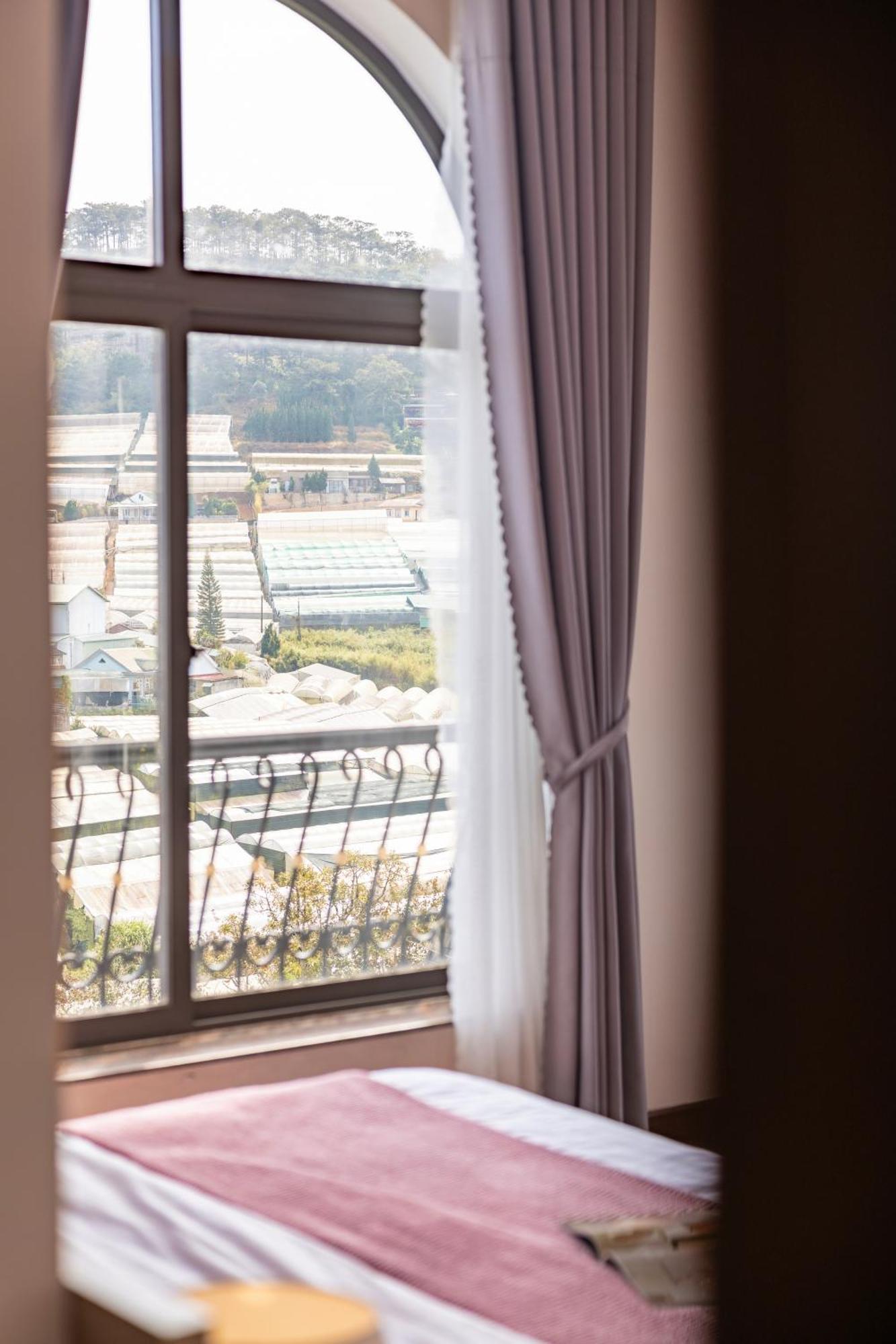 Adalia With Valeyview - O'tel Hotel 3*