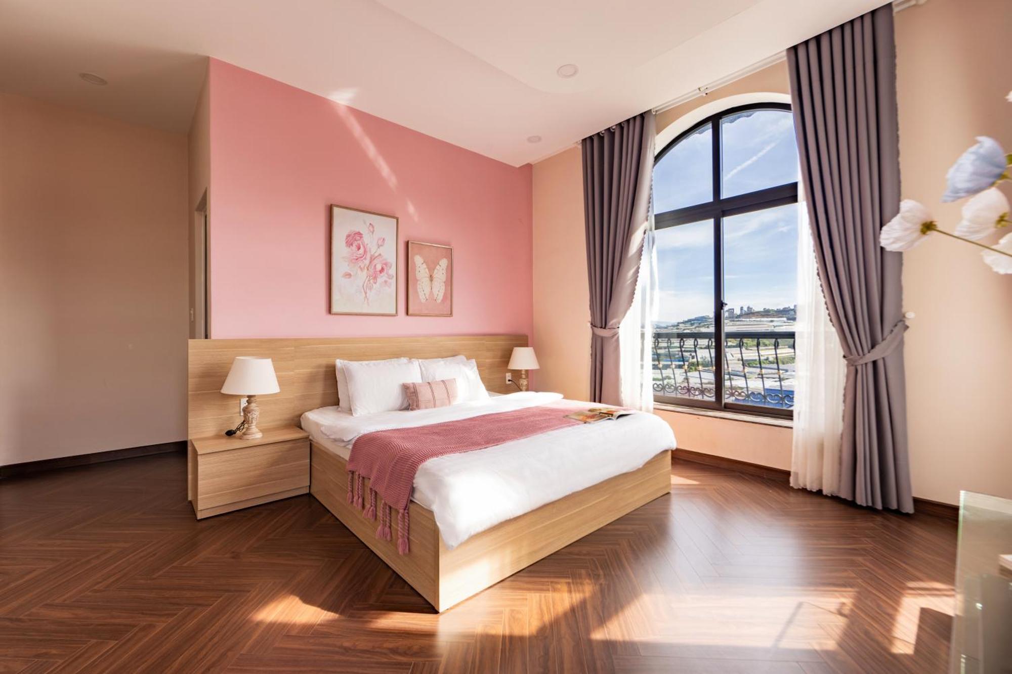 Adalia With Valeyview - O'tel Hotel