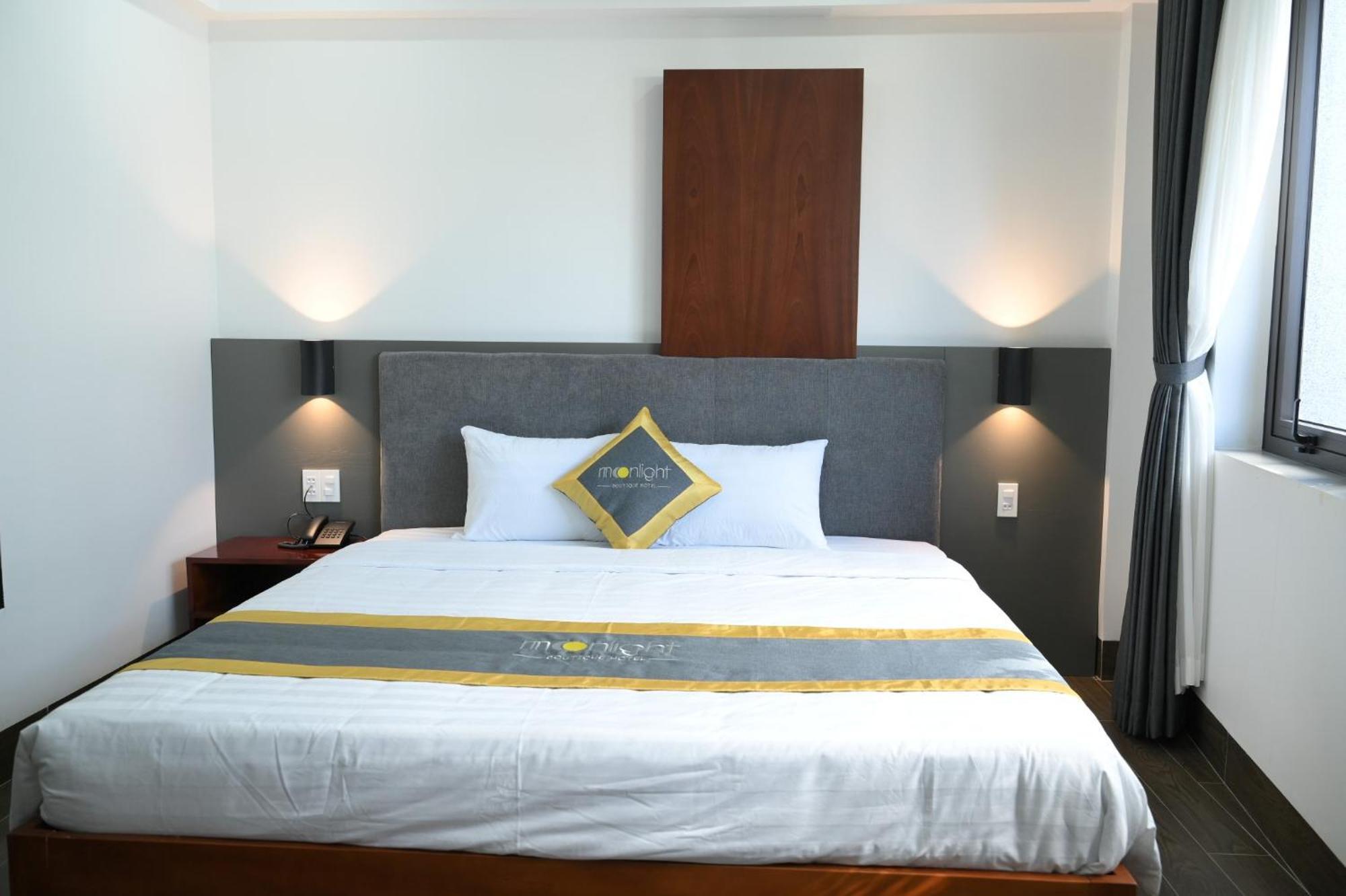 Hotel Moonlight Boutique Hue