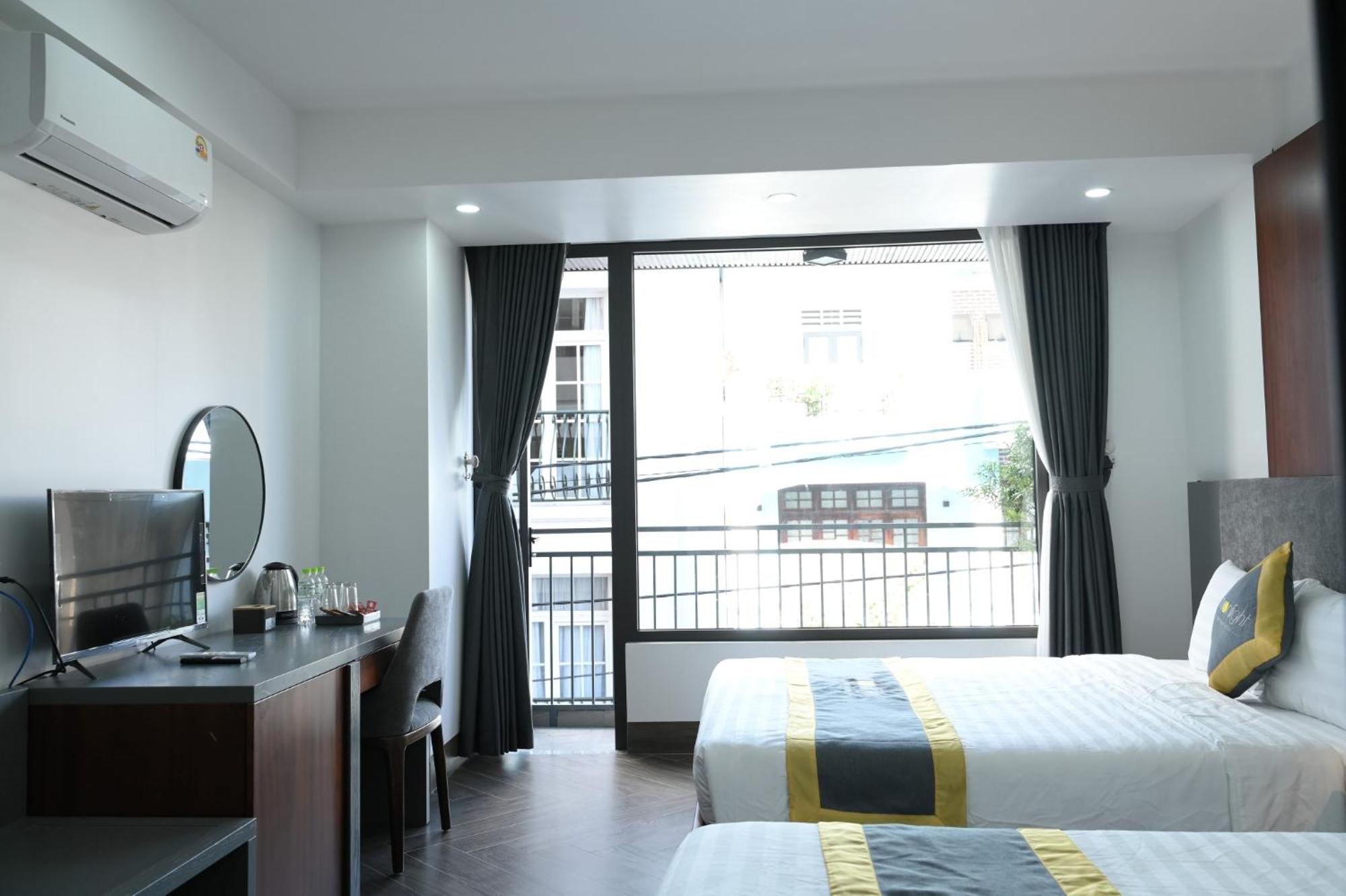 Hotel Moonlight Boutique Hue