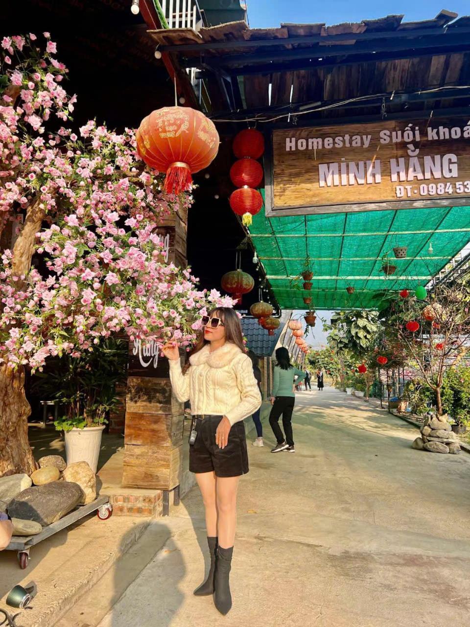 Suoi Khoang Minh Hang Hotel