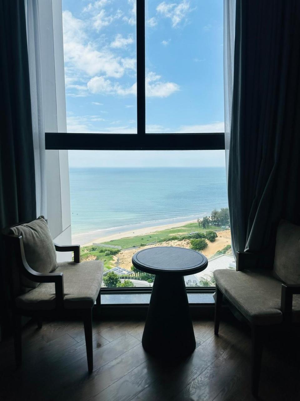 Apartment Sea & Pool View Condotel At Mui Ne
