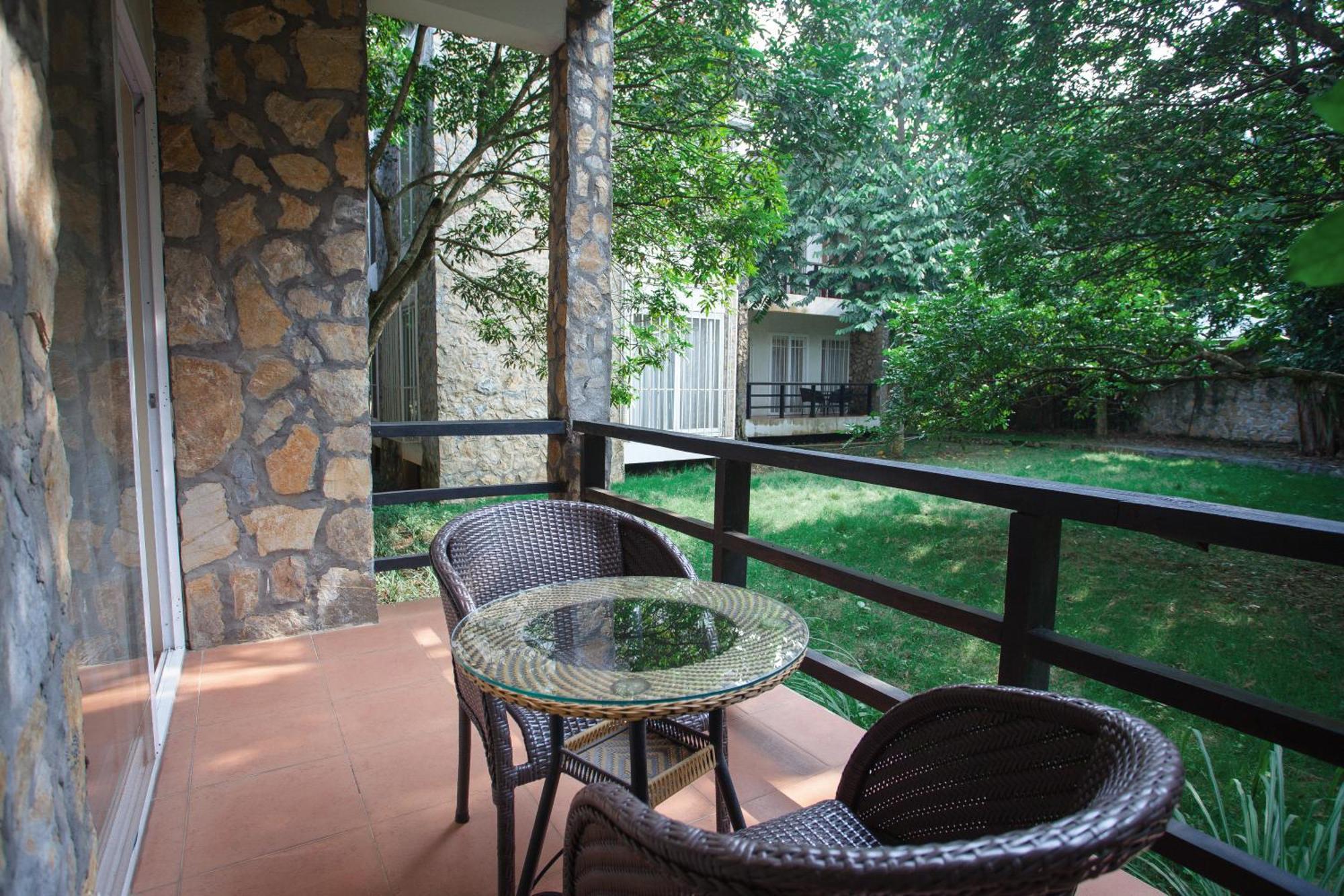 Vresort Kim Boi - Khách sạn
