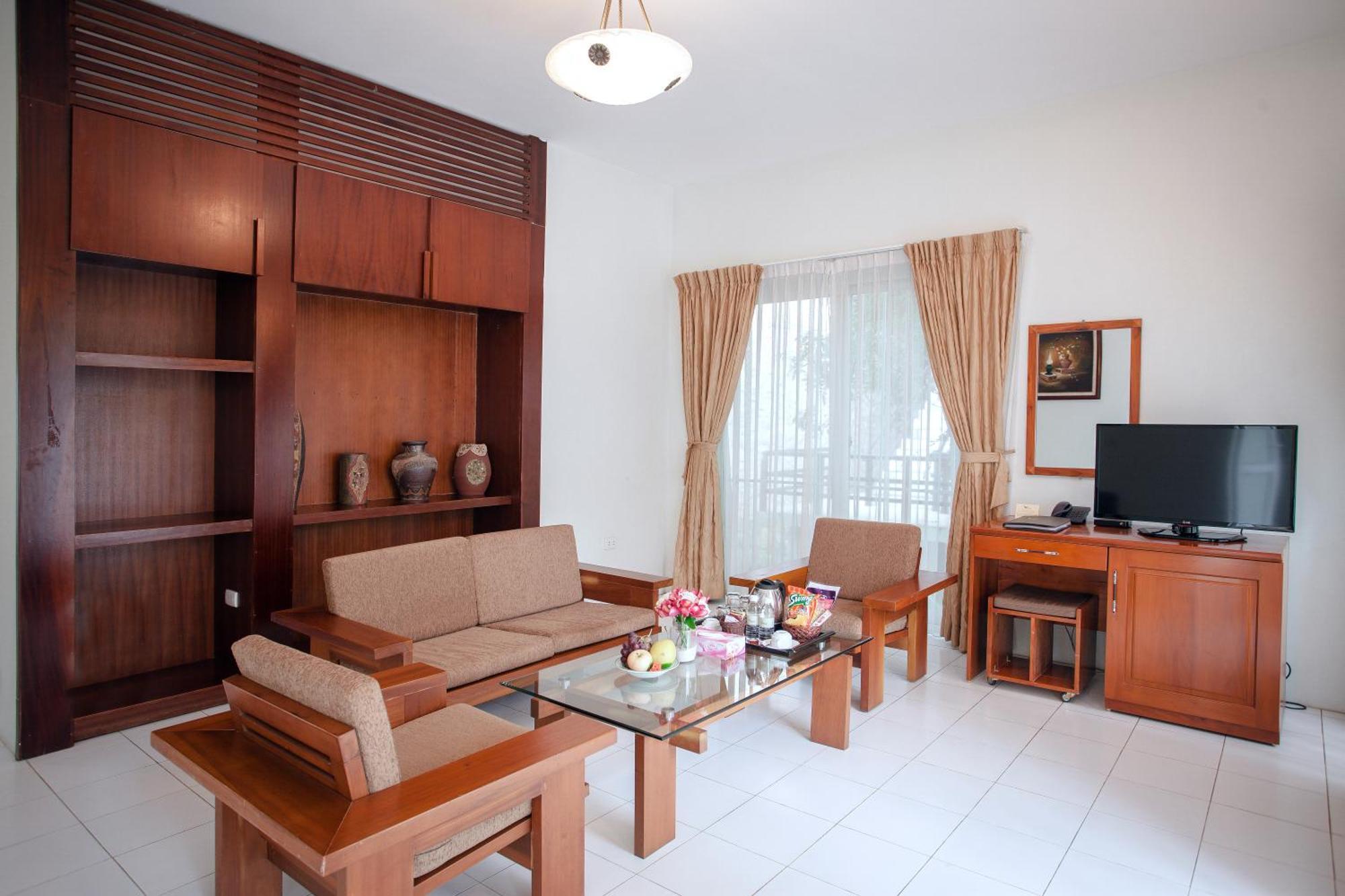Khách sạn Vresort Kim Boi -