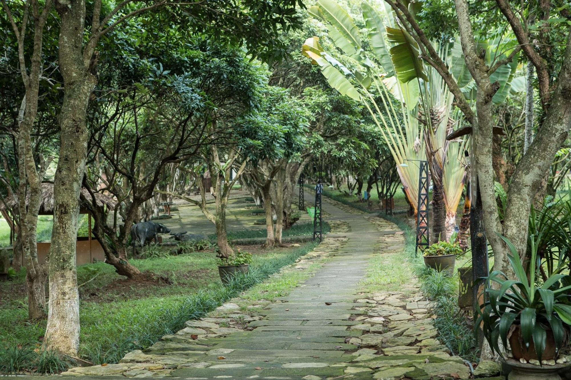 Vresort Kim Boi - Khách sạn 3*