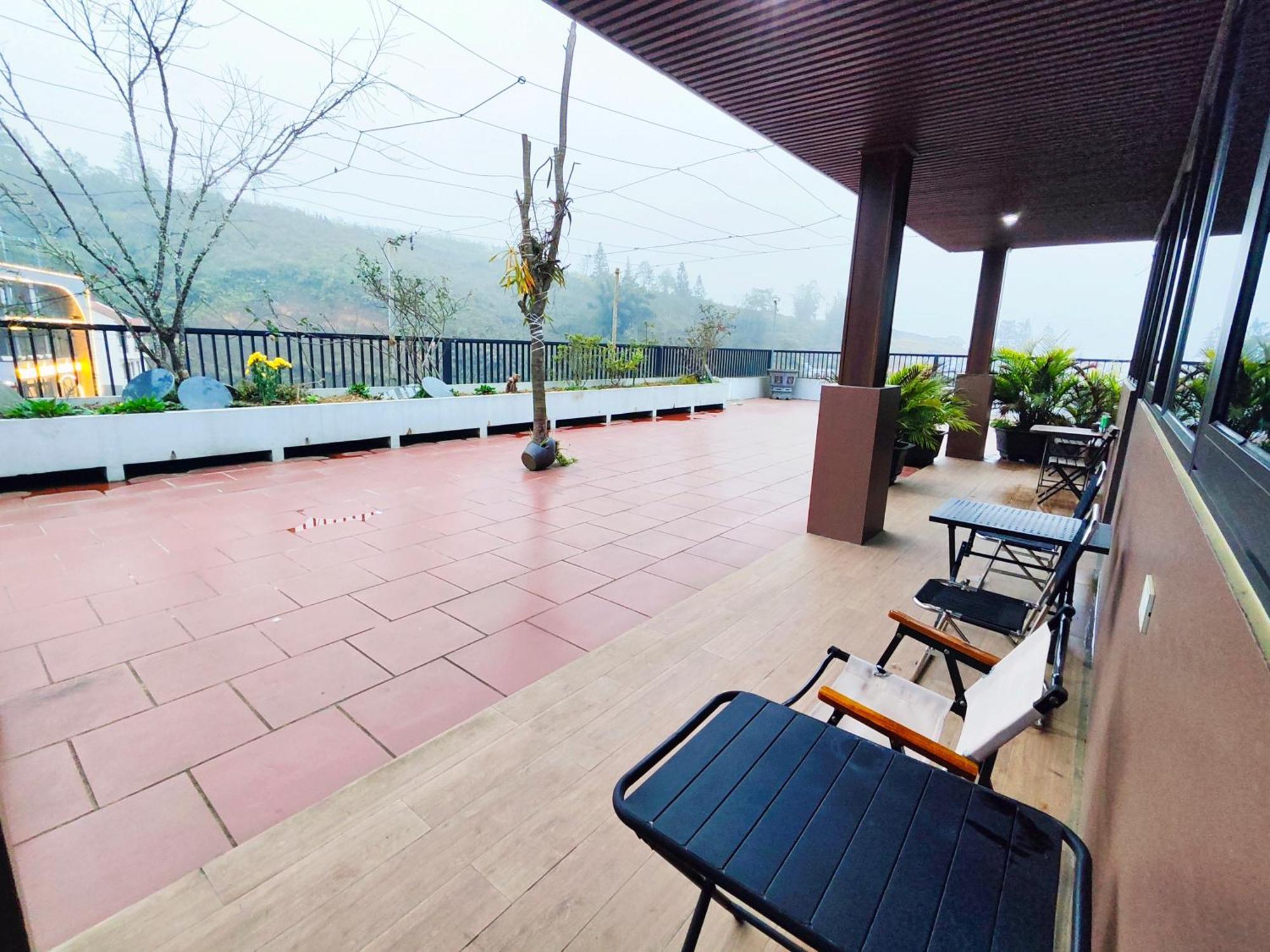 Apricot Garden Hotel 3*