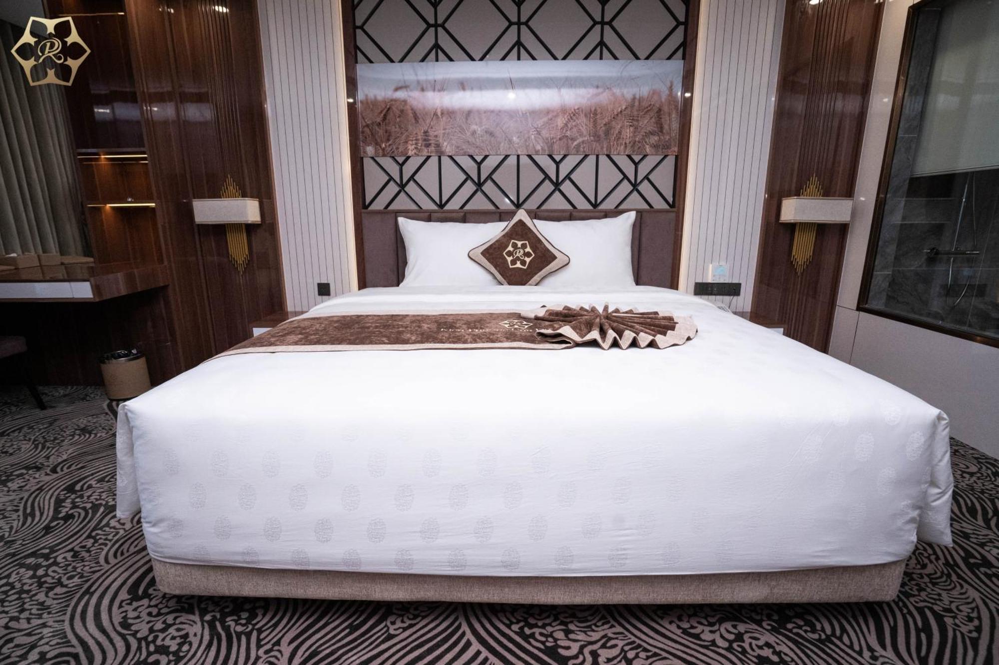 Cua Dong Luxury Vinh