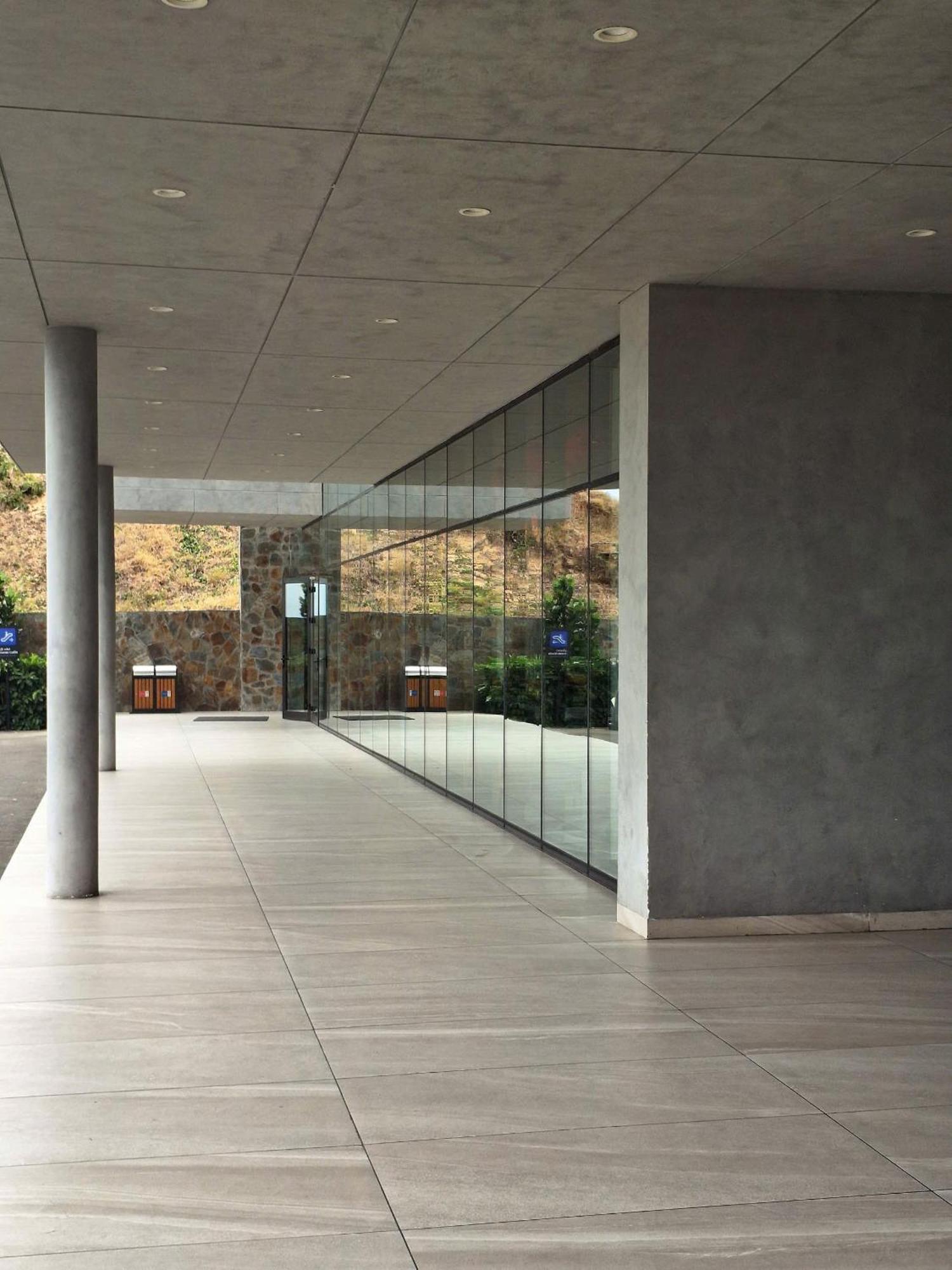 M Condotel By Mandala Cham Bay & Hotel