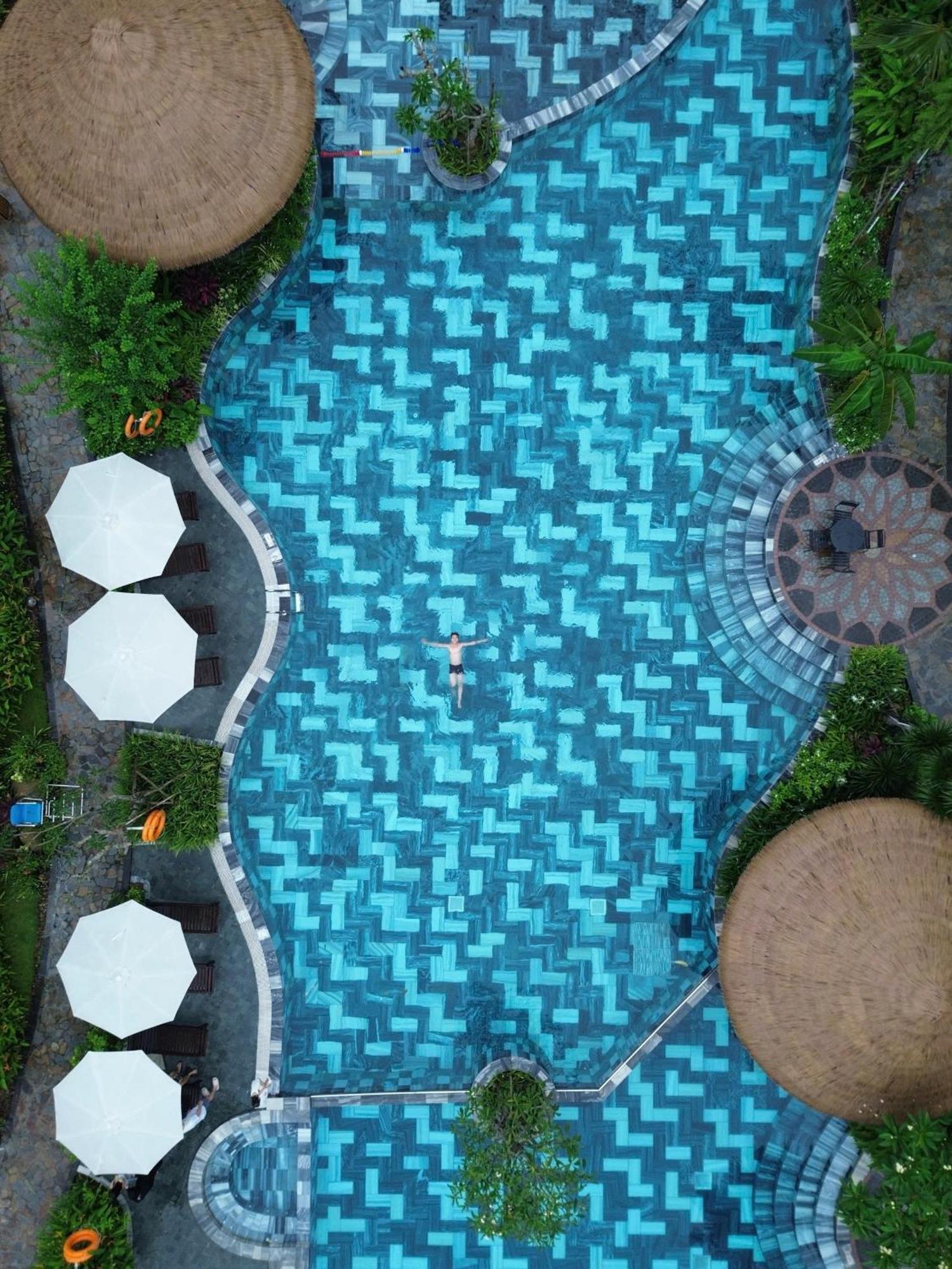 Mandala Retreats Kim Boi 5*