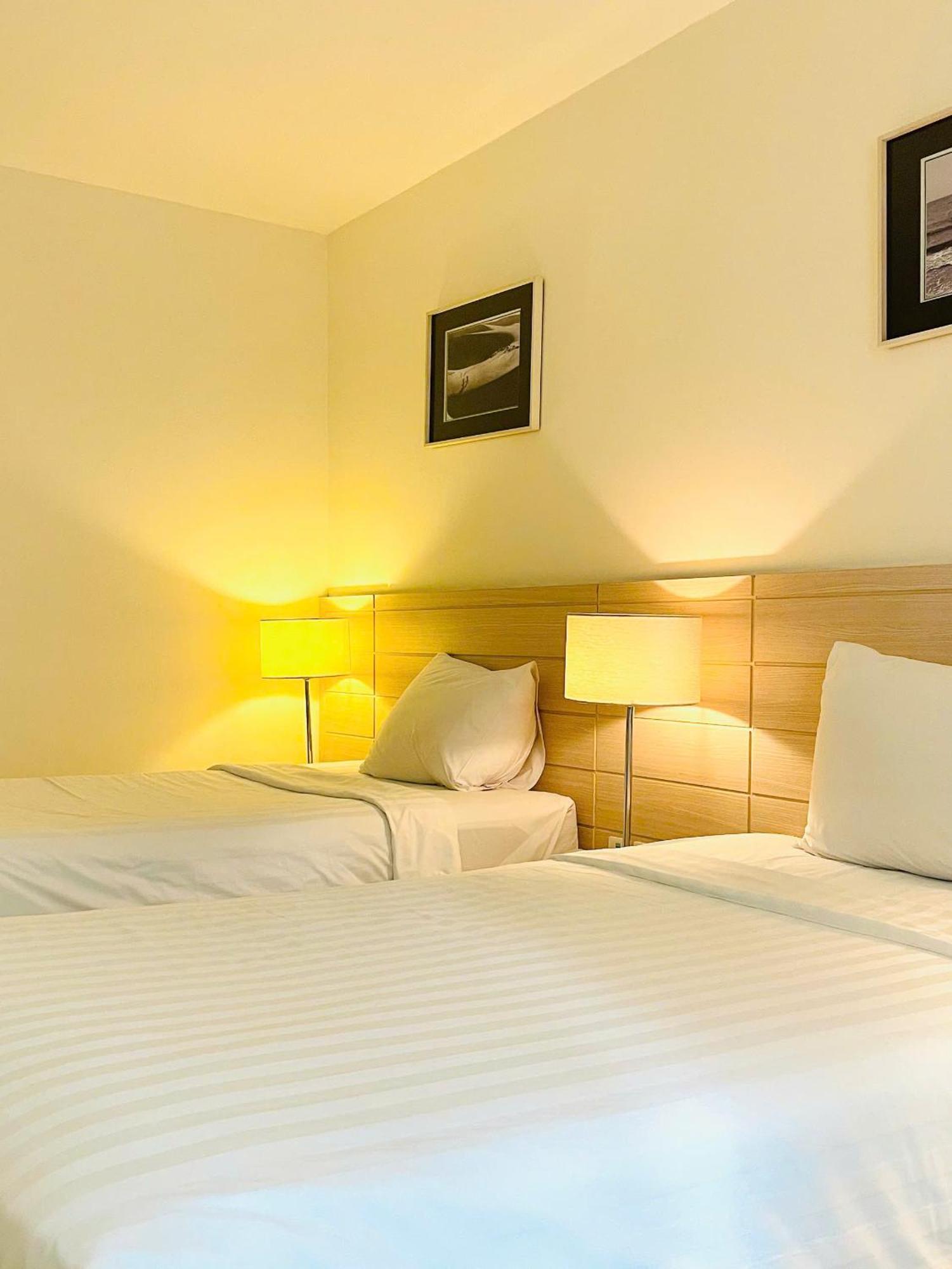 Nhi Phi Hotel