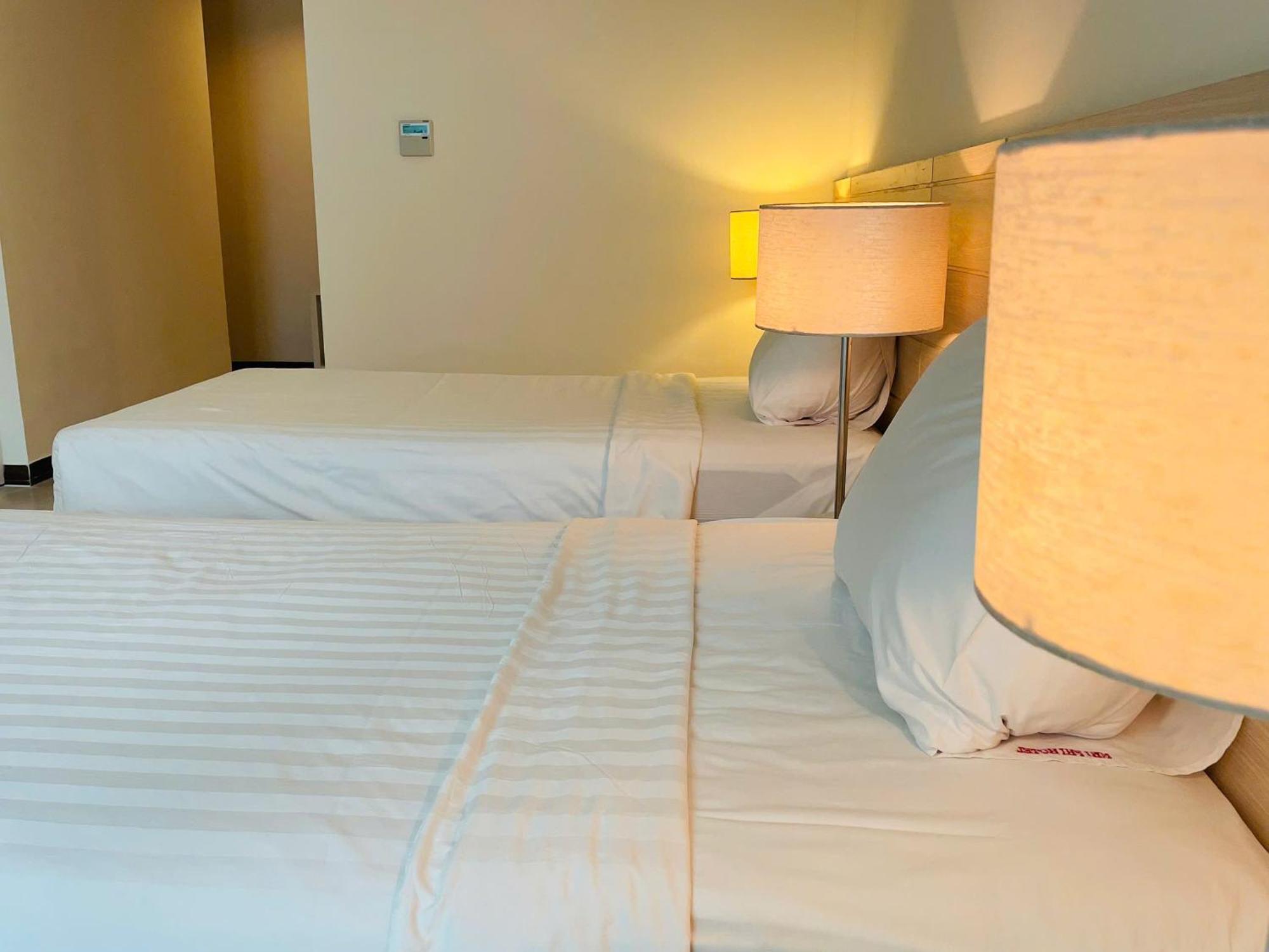 Nhi Phi Hotel