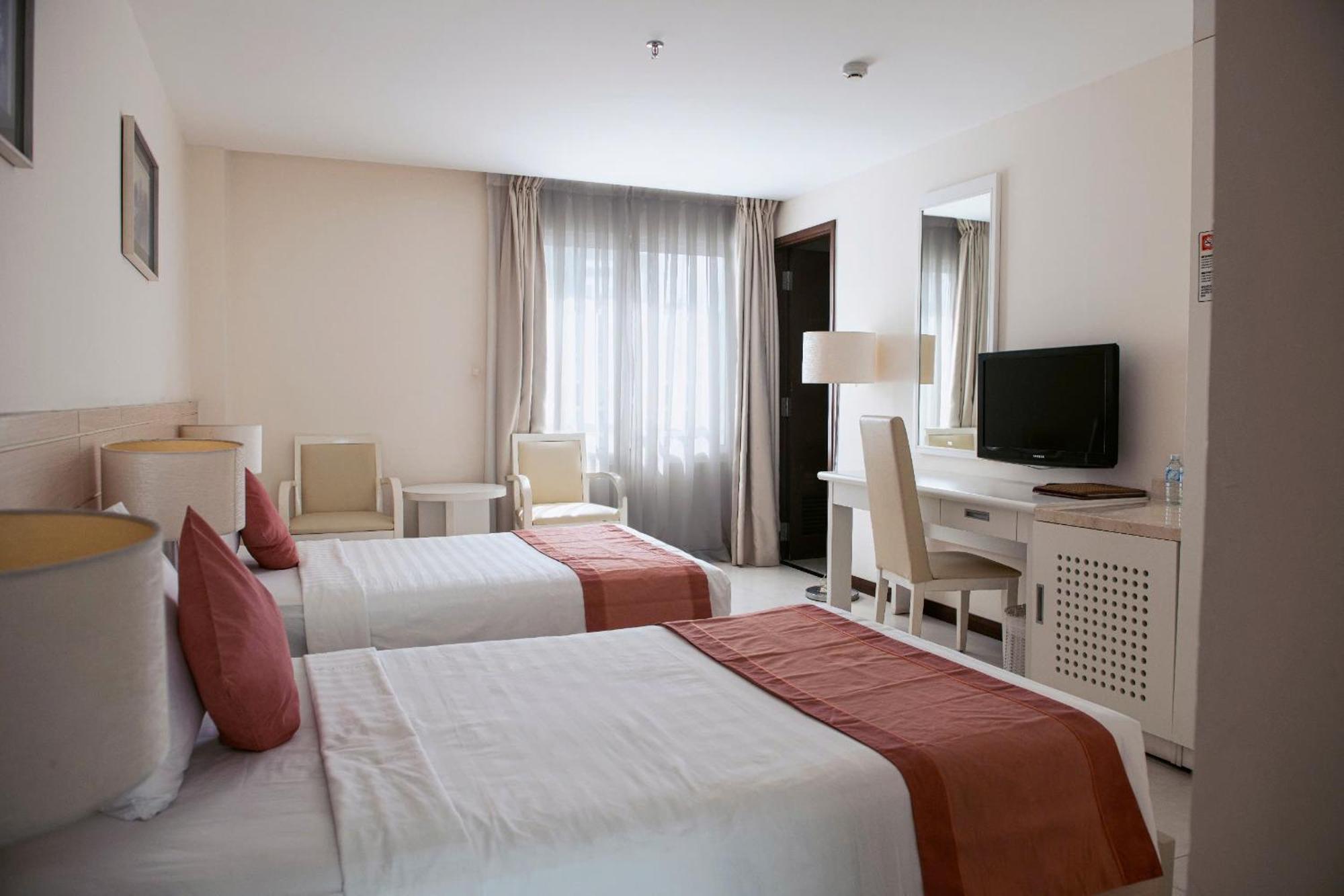 Hotel Nhi Phi