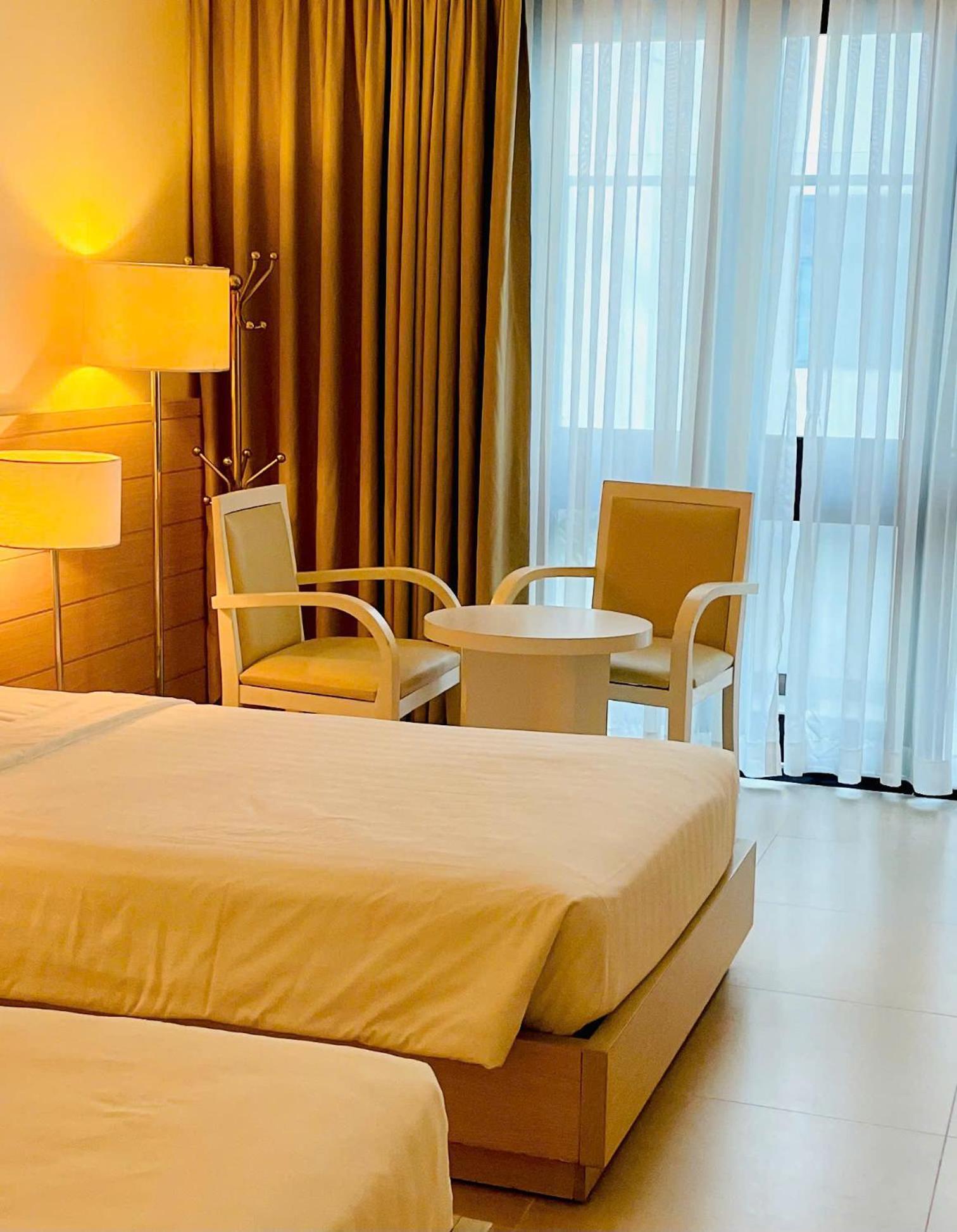 Hotel Nhi Phi 3*