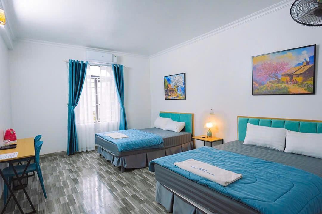 Family Homestay, Mountain Flower Hotel