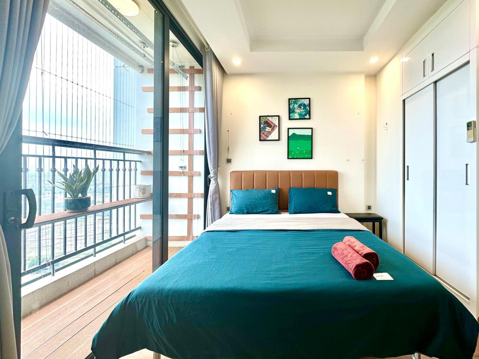 Delux Near Keangnam In Centre Apartment Hanoi