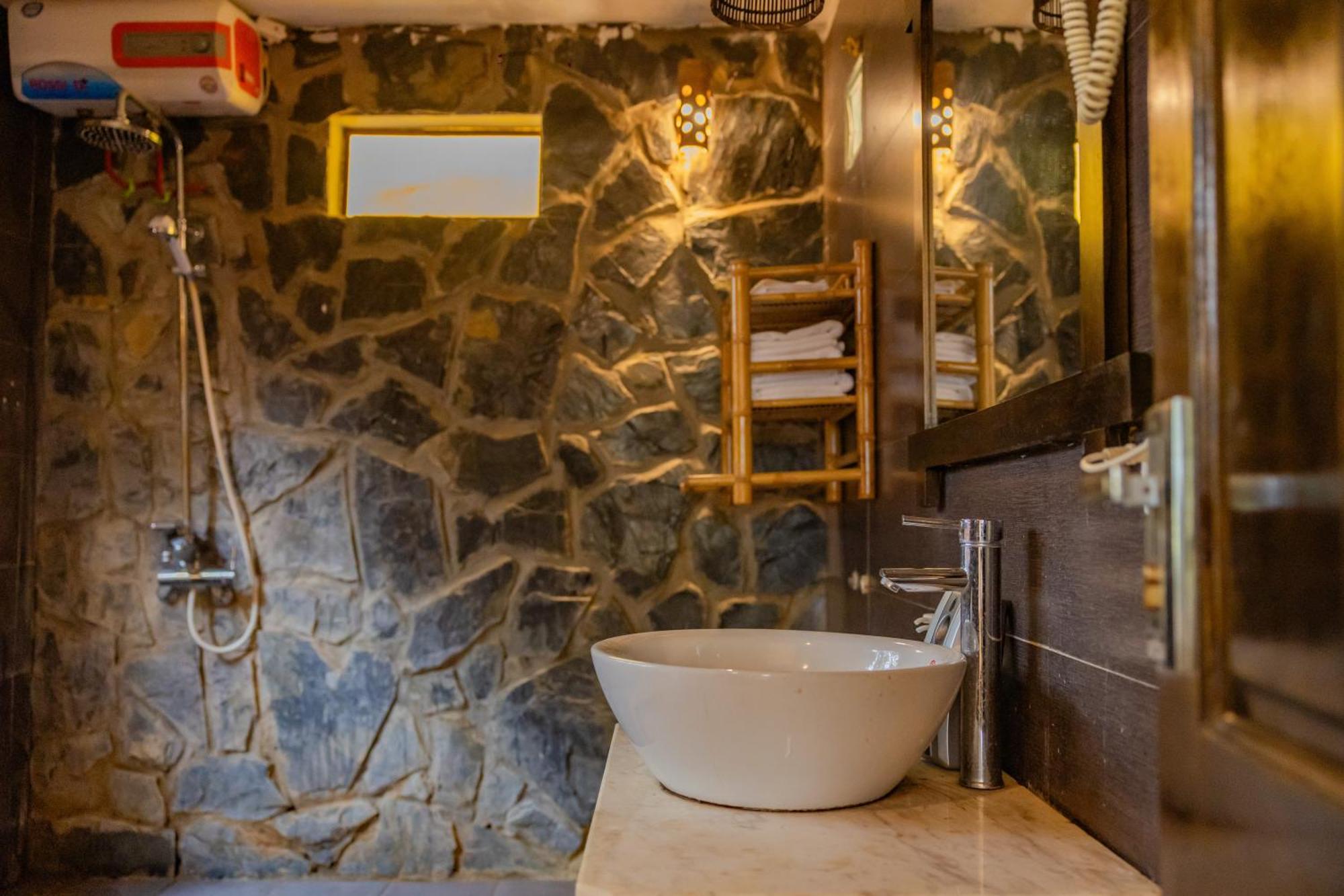 Hotel Sunrise Village Mai Chau
